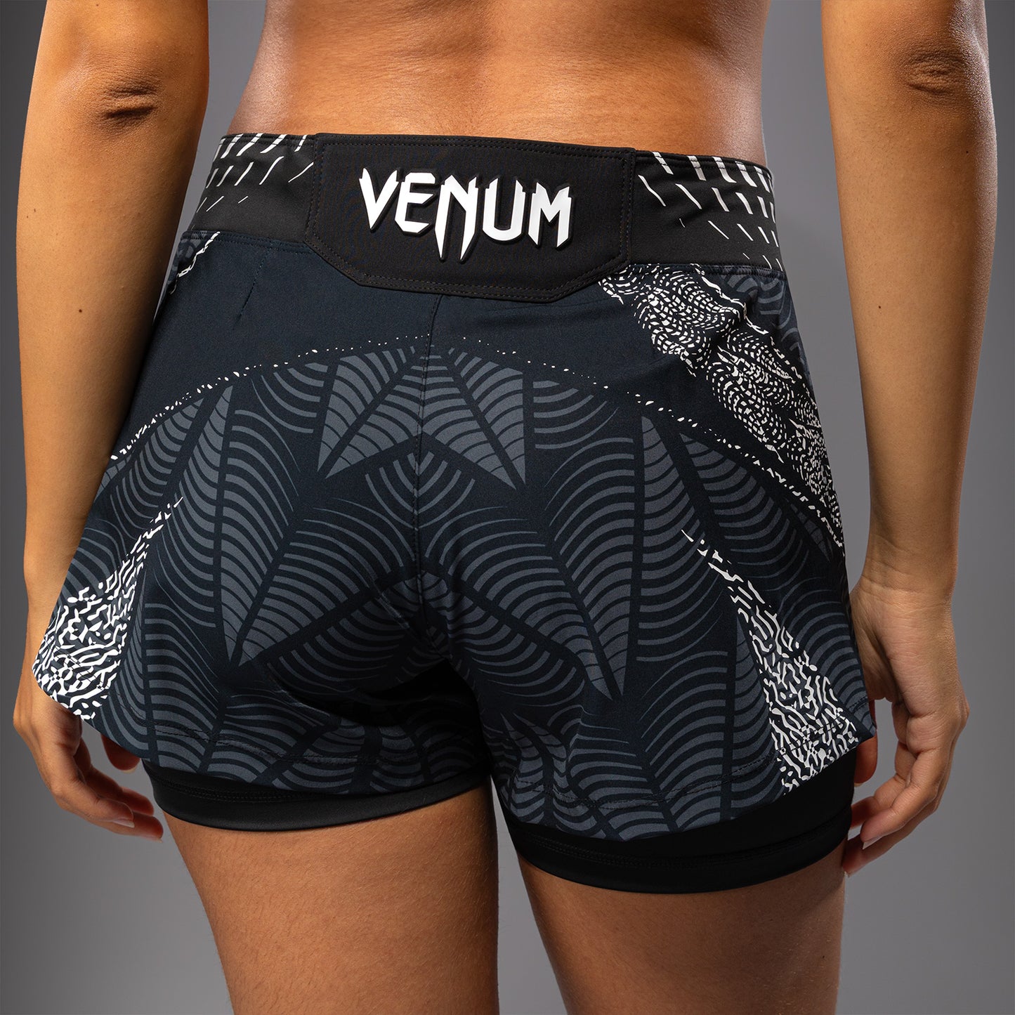 UFC Zenith by Venum Authentic Fight Night Short Fit Fight Short Dames Personalized - Zwart