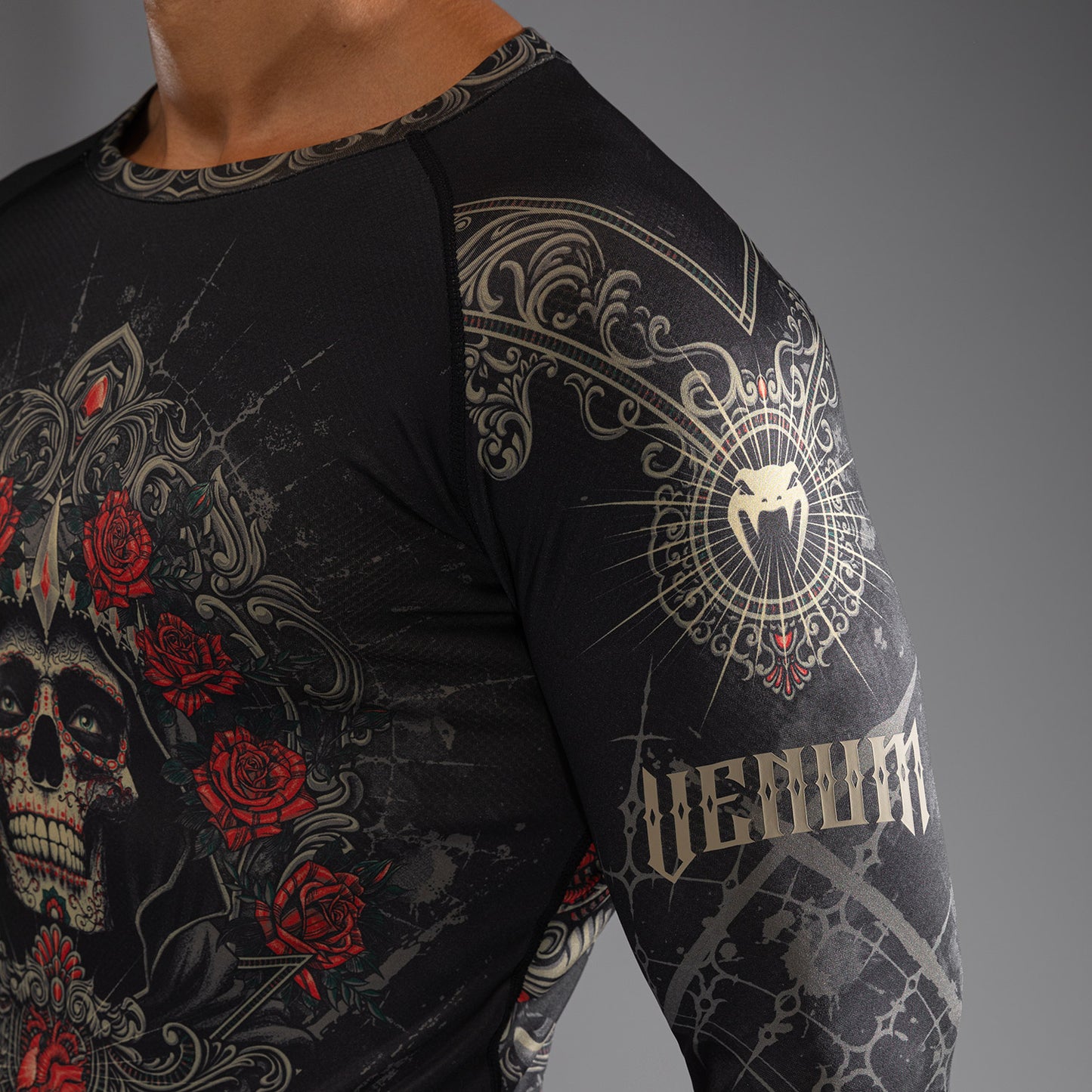 Venum Santa Muerte 5.0 Lange Mouwen Rashguard voor Heren - Diep Zwart/Goud