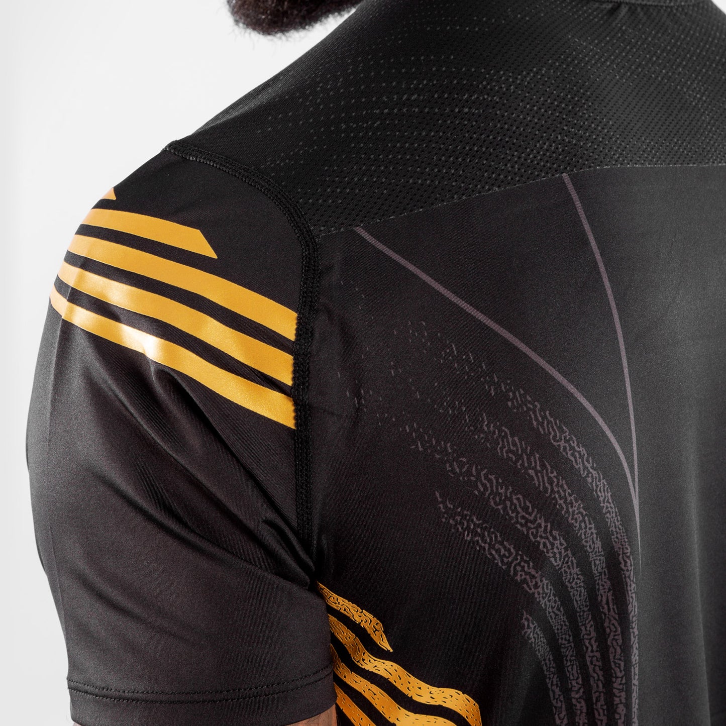 UFC Venum Gepersonaliseerd Authentic Fight Night Walkout Herenshirt - Champion