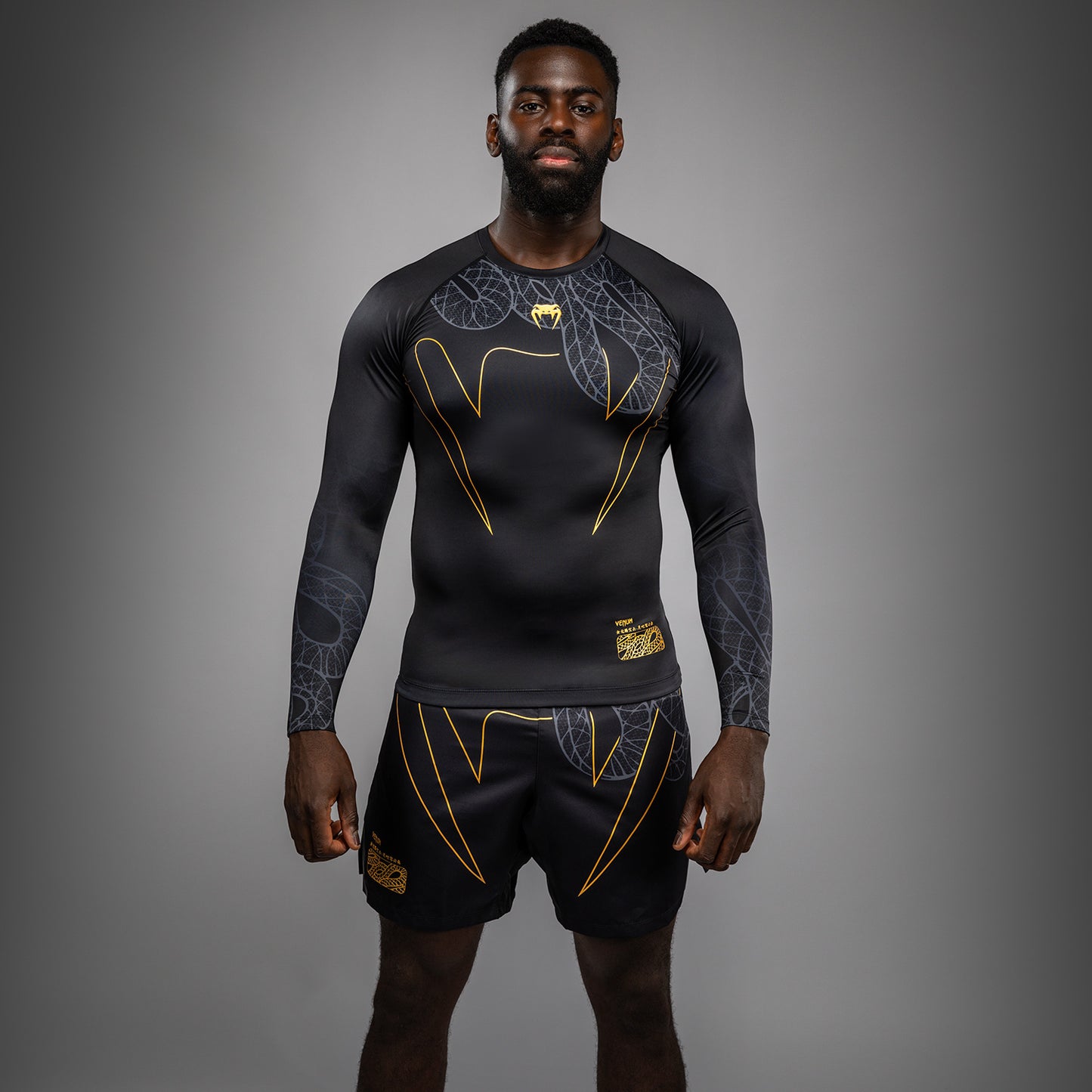Venum Serpenti Rashguard met lange mouwen – Zwart/Zilver/Goud