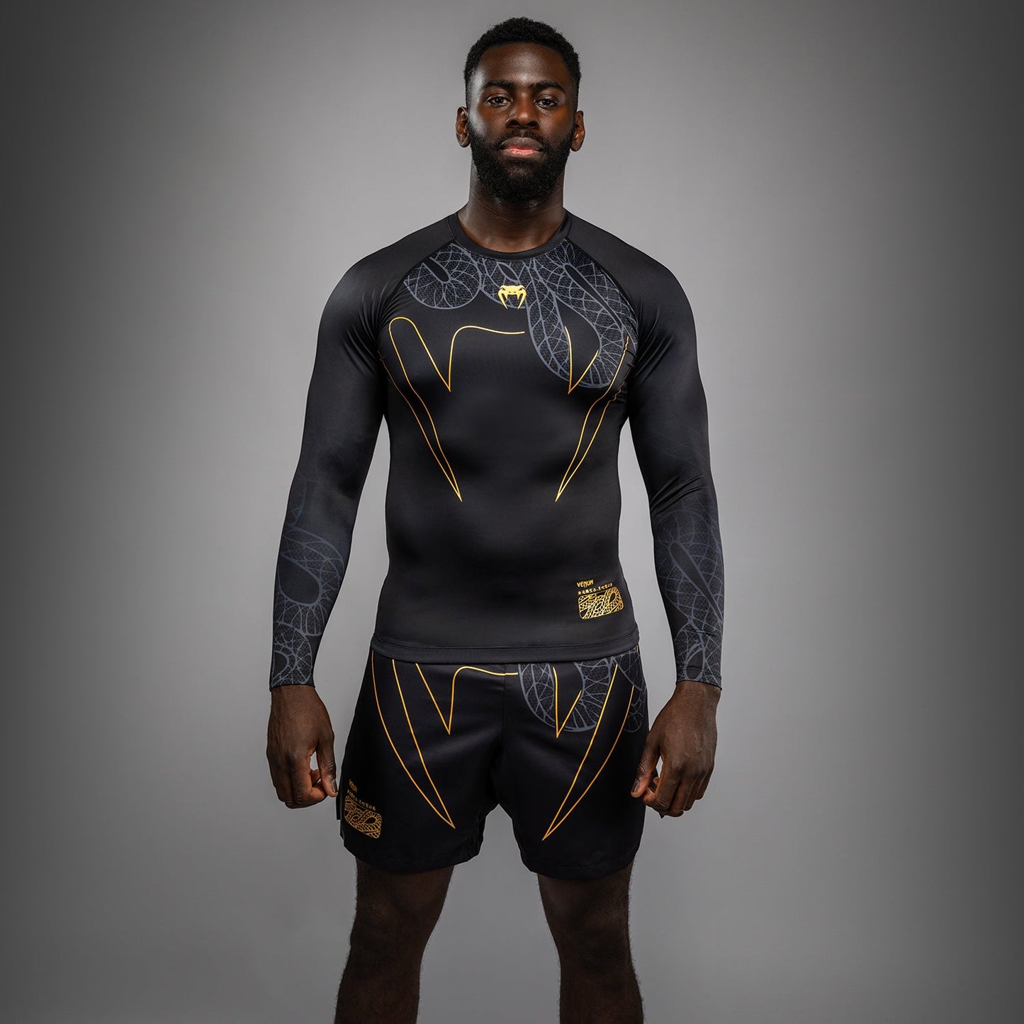 Venum Serpenti Rashguard met lange mouwen – Zwart/Zilver/Goud