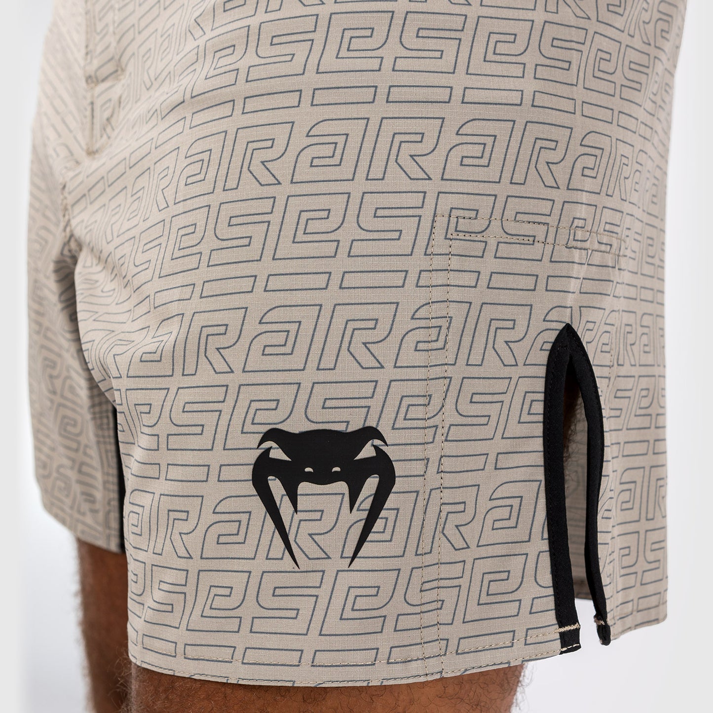 Venum x Ares 2.0 Gevechtsshort - Zand