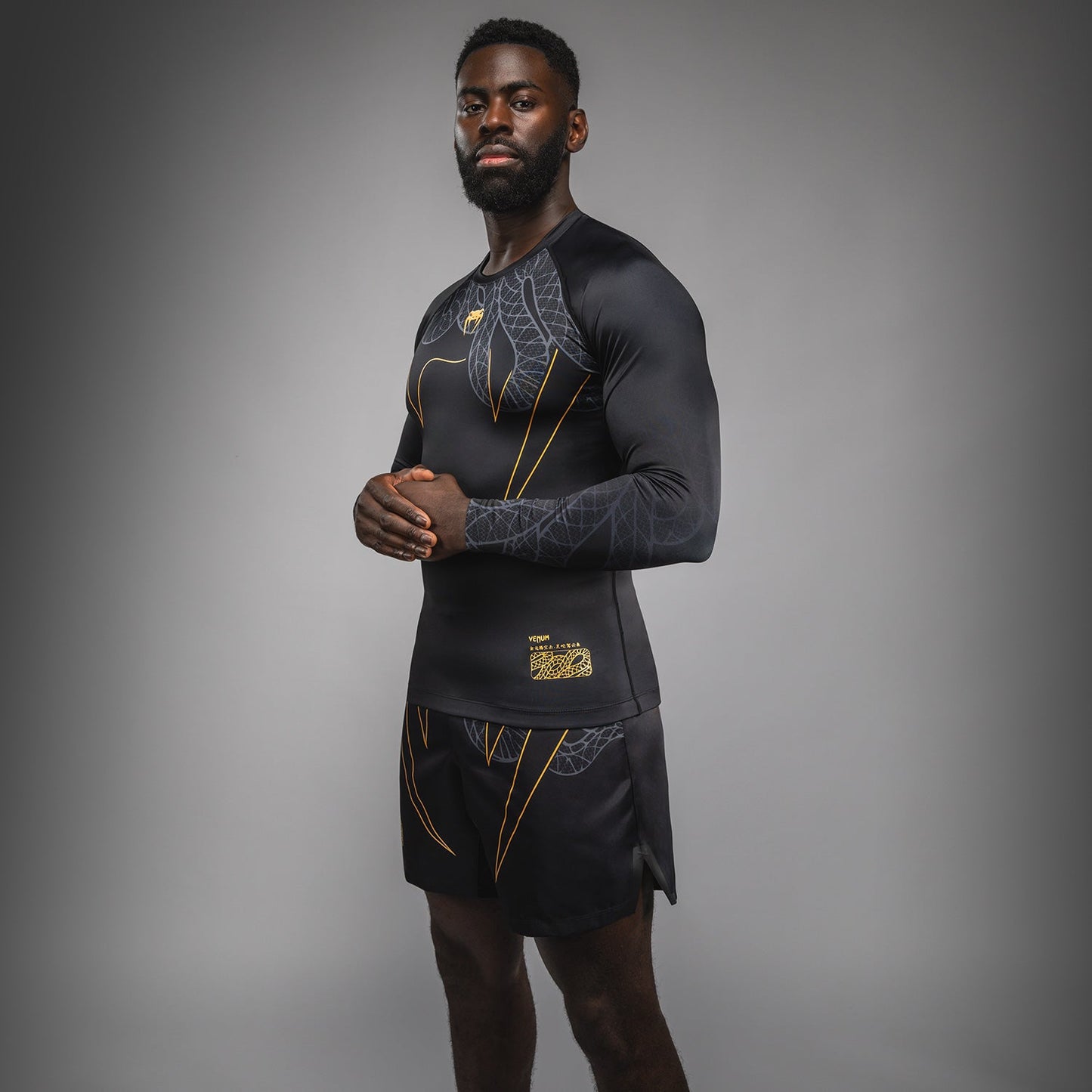 Venum Serpenti Rashguard met lange mouwen – Zwart/Zilver/Goud