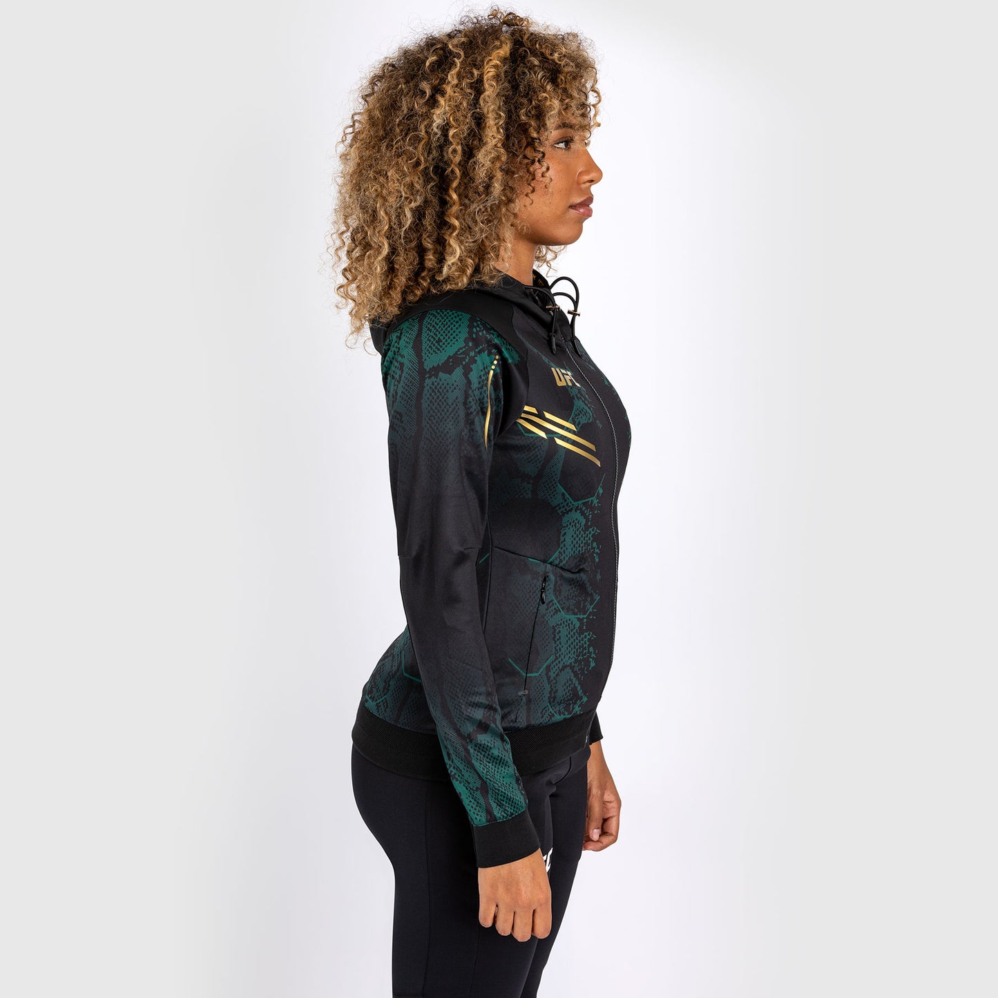 UFC Adrenaline by Venum Personalized Authentic Fight Night Vrouwen Walkout Hoodie - Emerald Edition - Groen/Zwart/Goud