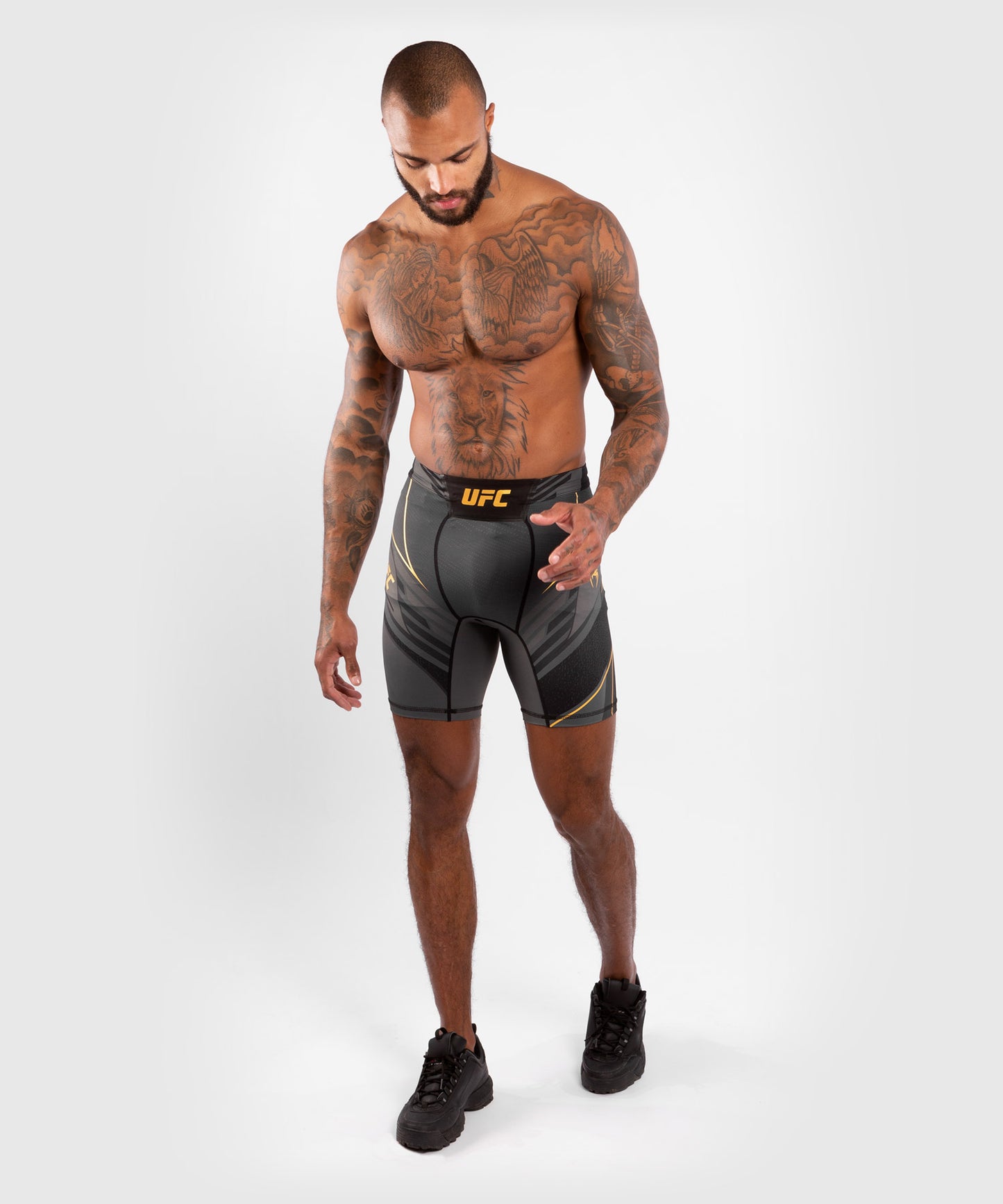 UFC Venum Authentic Fight Night Vale Tudo Herenshort - Long Fit - Champion