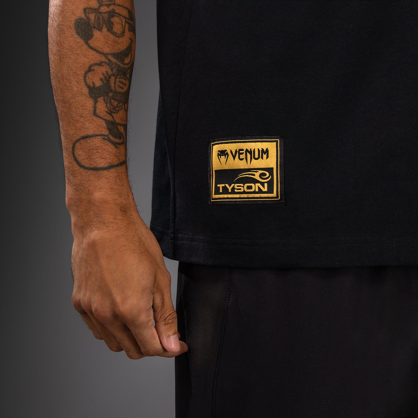 Venum x Mike Tyson Tiger T-shirt - Zwart/Goud