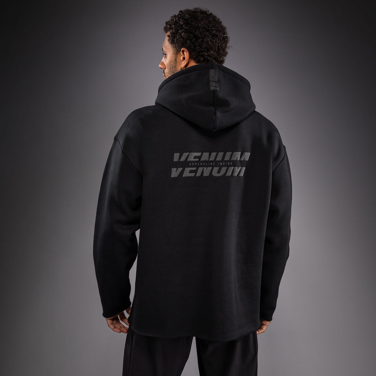 Venum Divide Winter Hoodie - Zwart