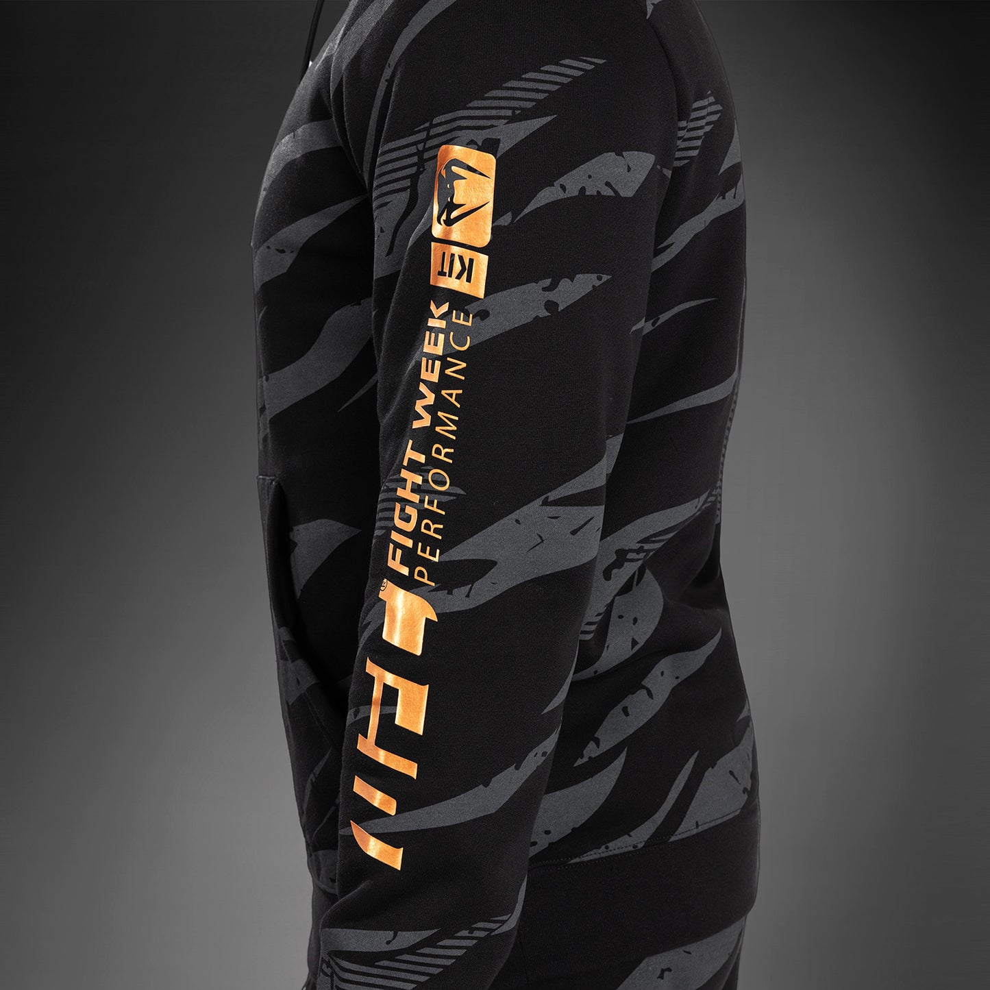 UFC Adrenaline By Venum Fight Week Mannen Hoodie - Urban Camo
