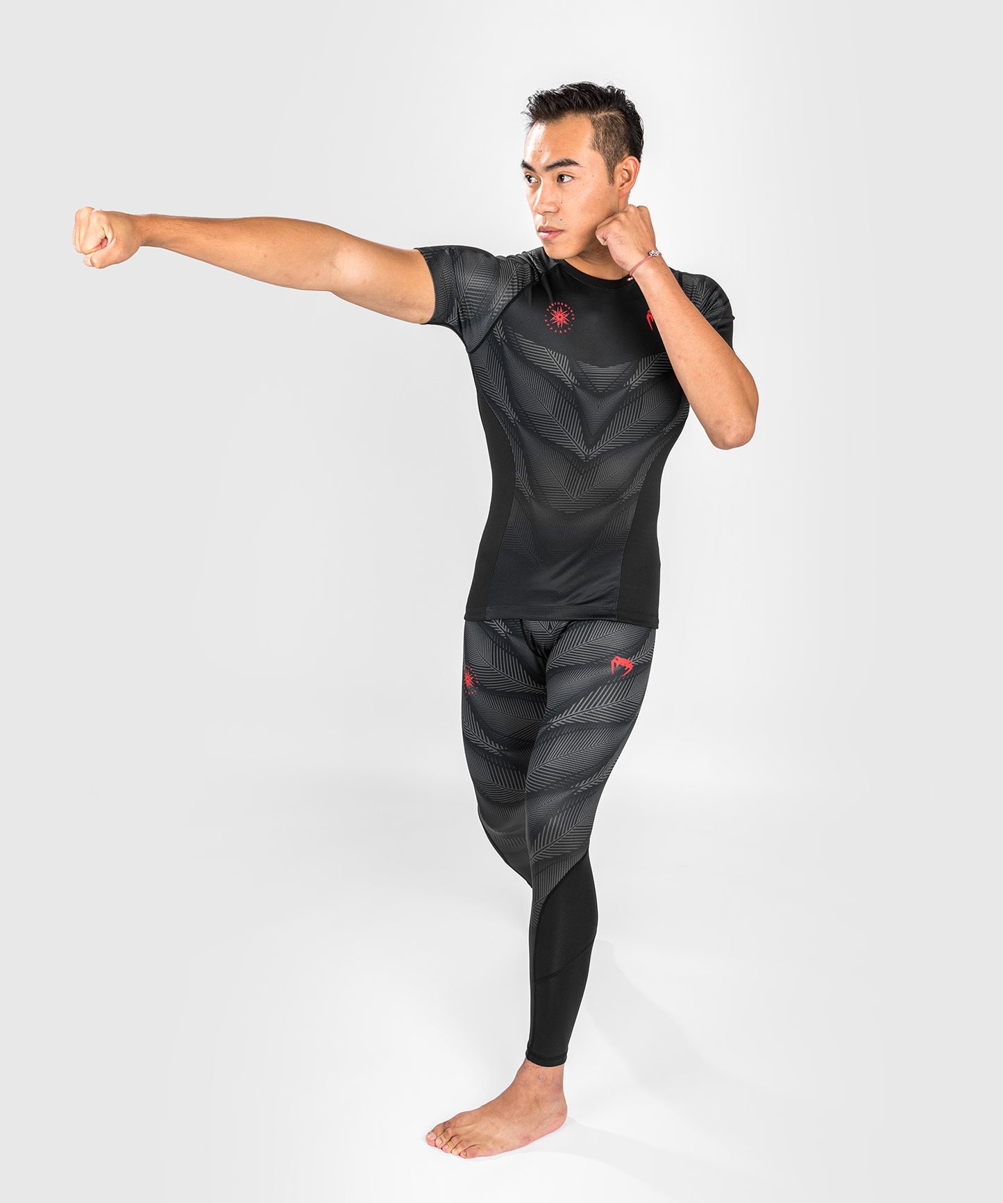 Venum Phantom compressie T-shirt - korte mouwen - zwart/rood