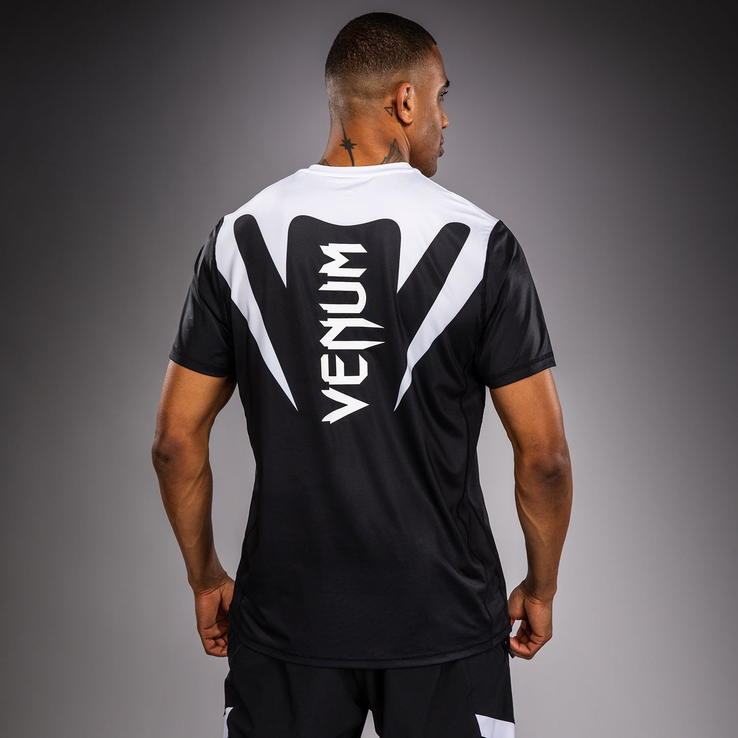 Venum Attack 90 Dry Tech T-shirt – Wit/Zwart