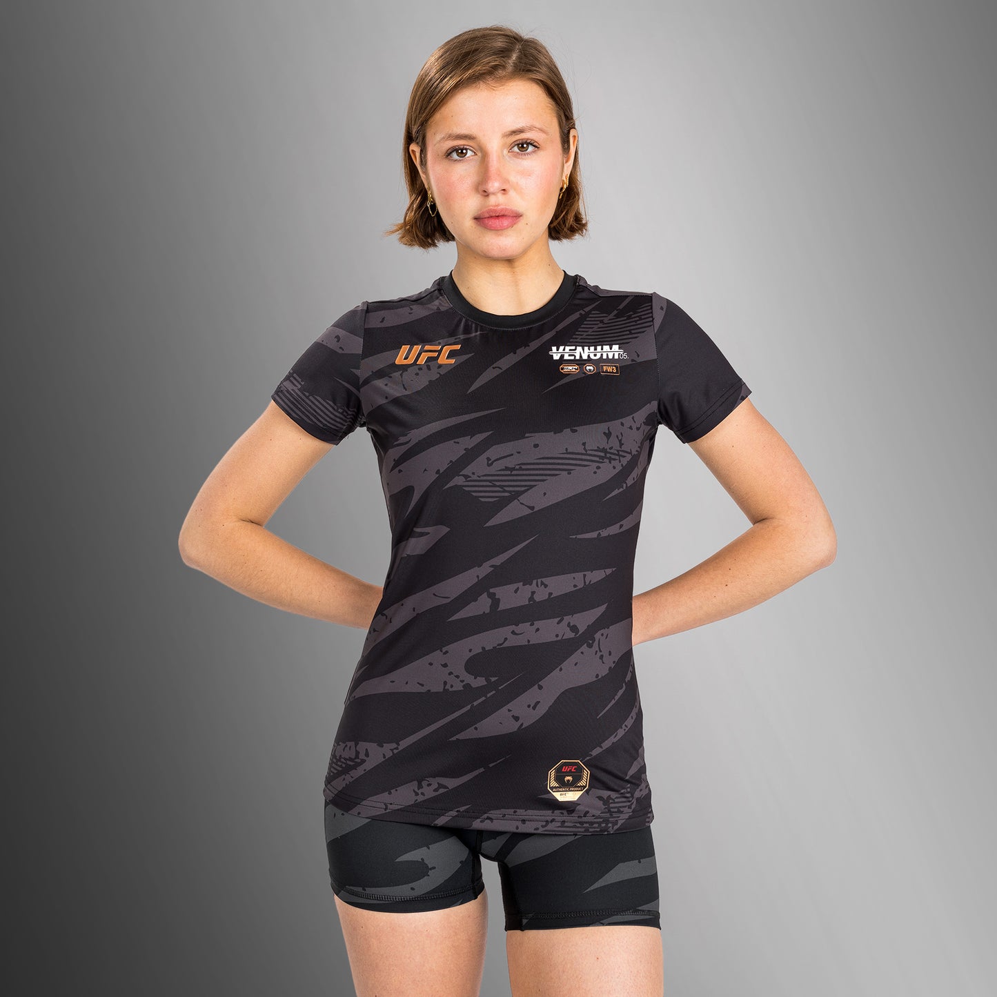 UFC Adrenaline By Venum Fight Week Dry-Tech T-Shirt Voor Vrouwen - Urban Camo