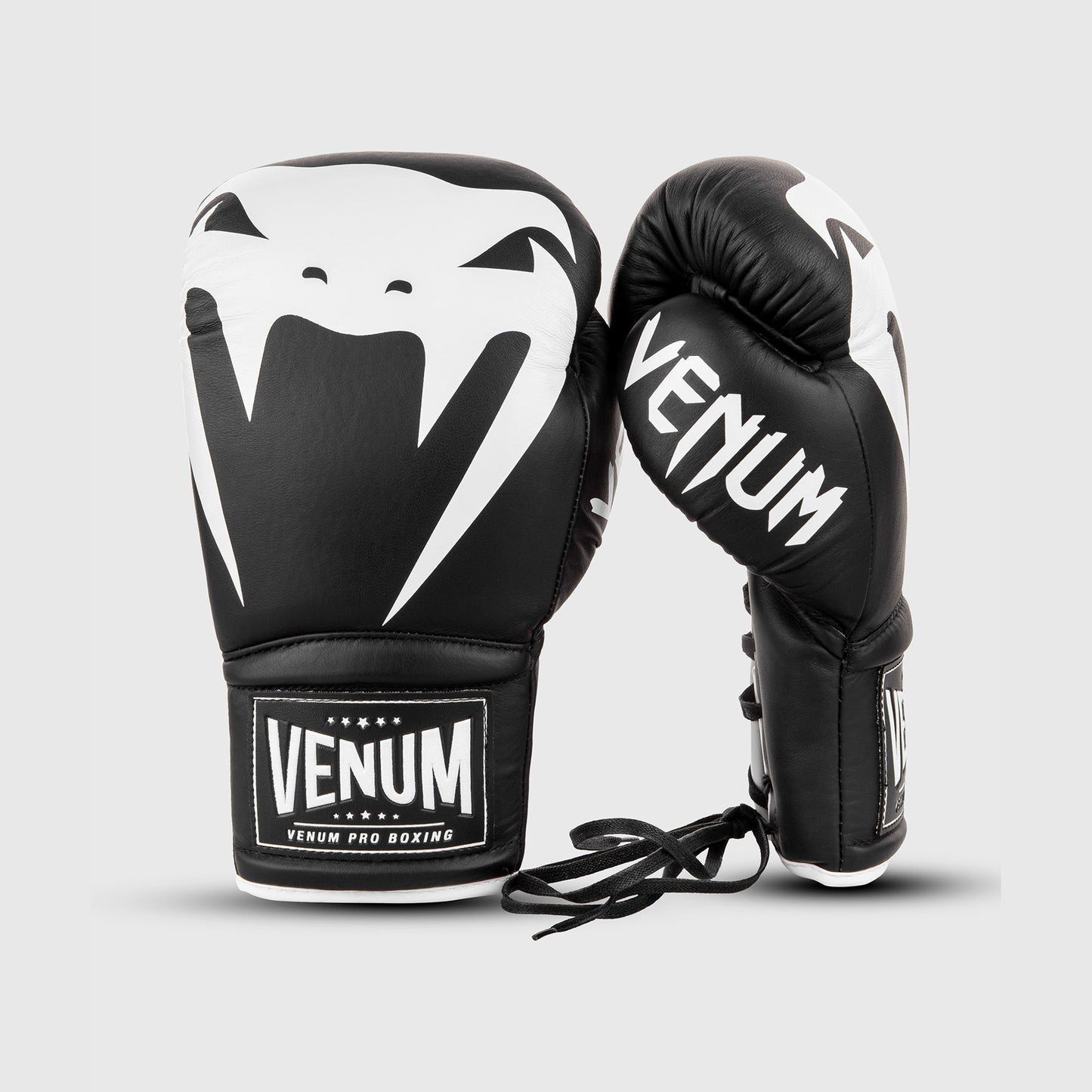 Venum Giant 2.0 Pro bokshandschoenen - met veters