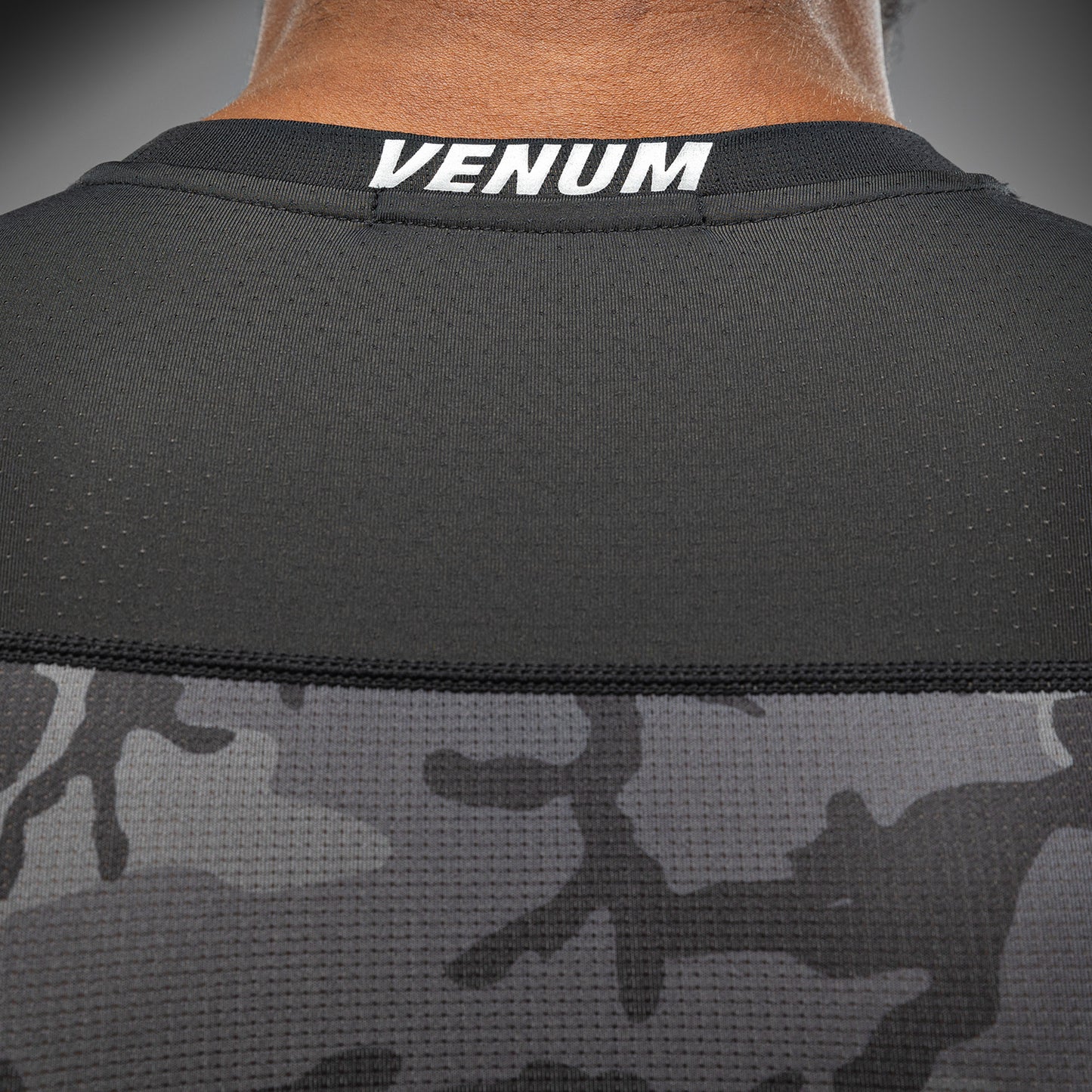 Venum x Polaris Korte Mouwen Rashguard - Zwart/Stormgrijs