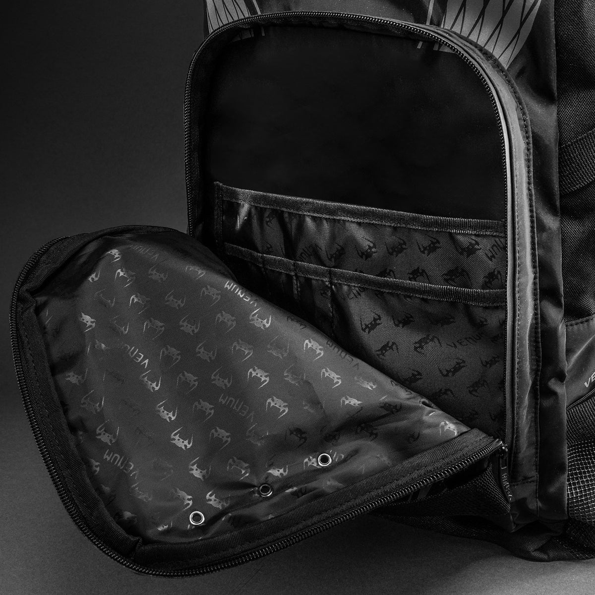 Venum Amazonia Reborn Rugzak (15-25 L) - Zwart/Grijs