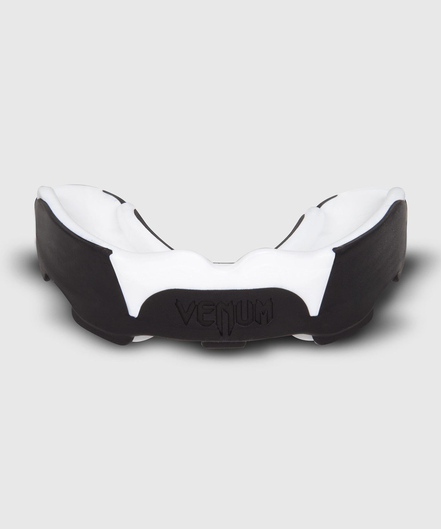 Venum Predator Gebitsbeschermer - zwart/wit