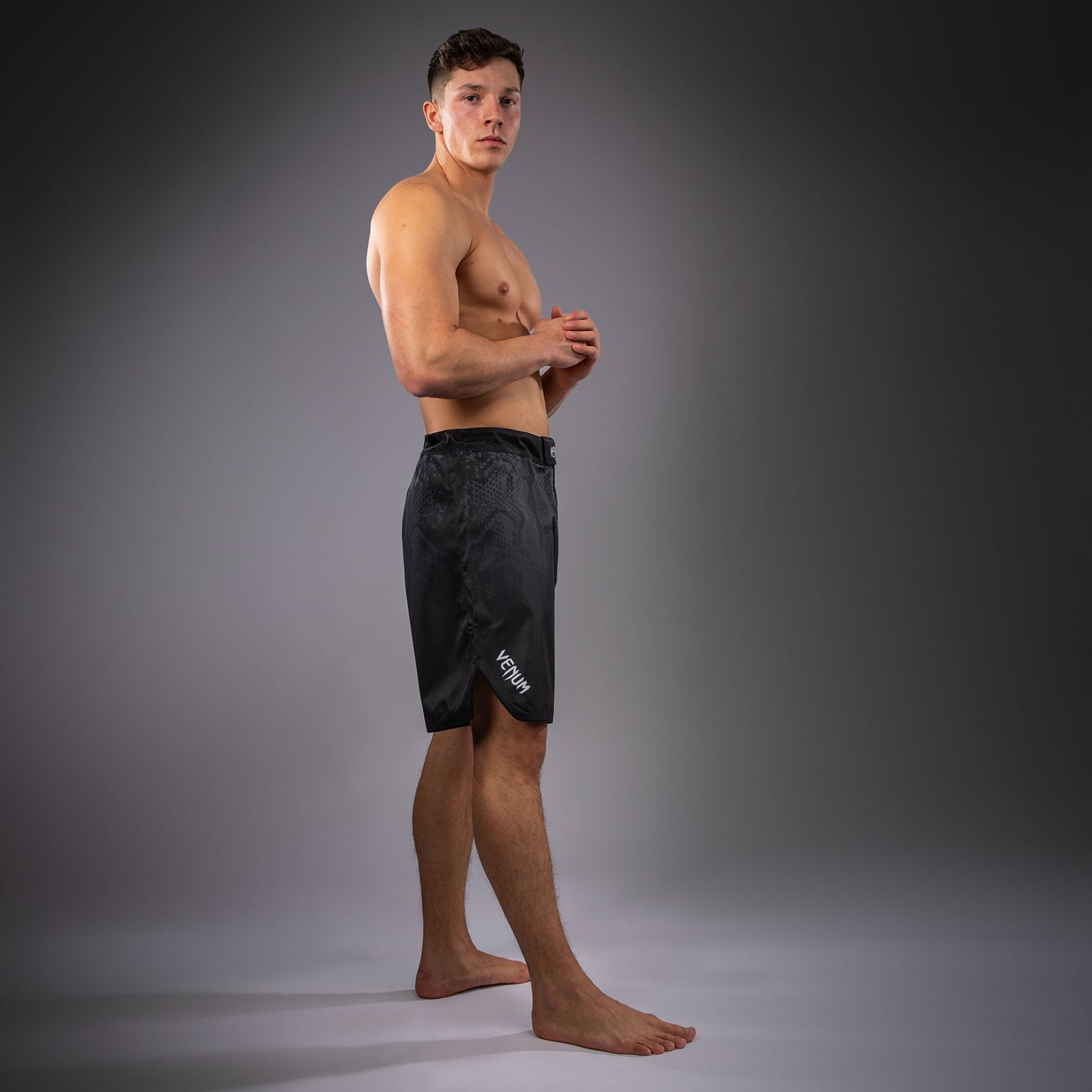 Venum Black Viper Fightshort – Zwart