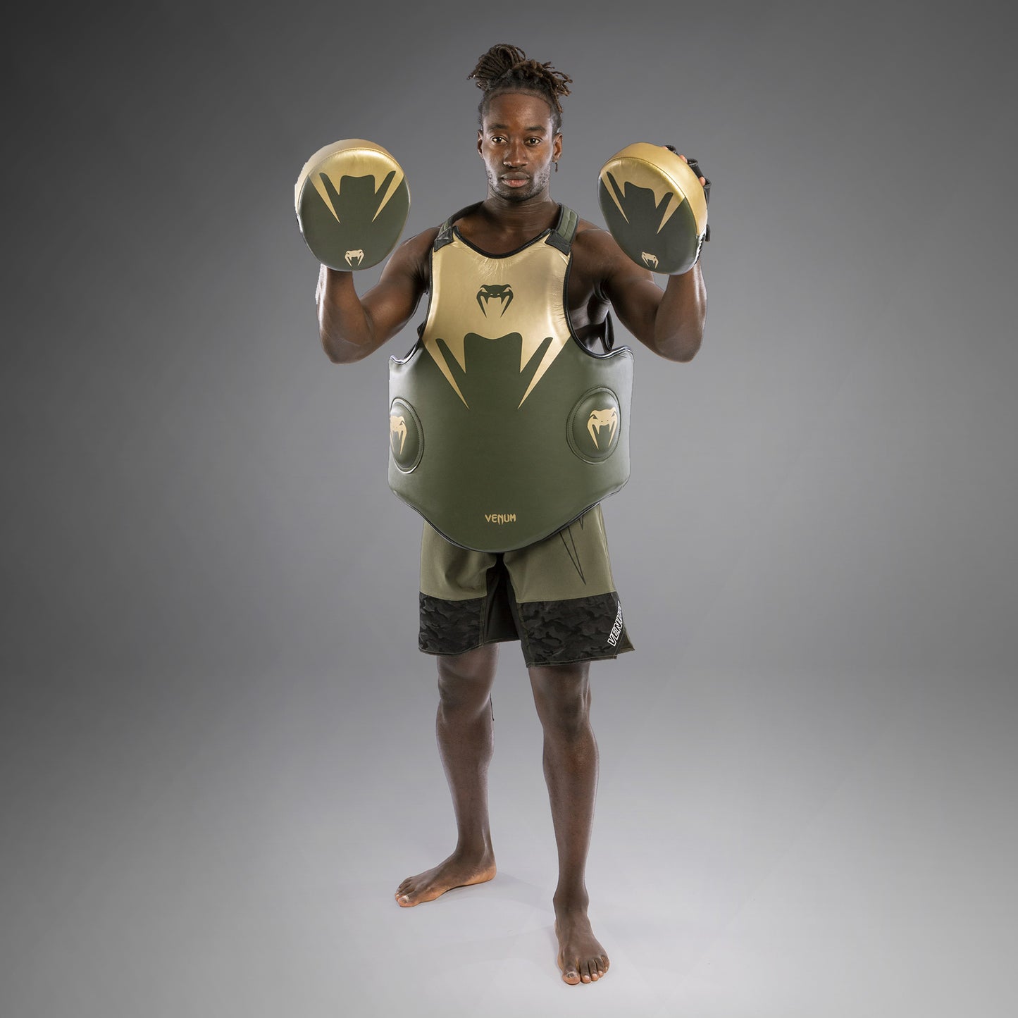 VENUM PRO BOXING - LICHAAMSBESCHERMER - Kaki/Goud