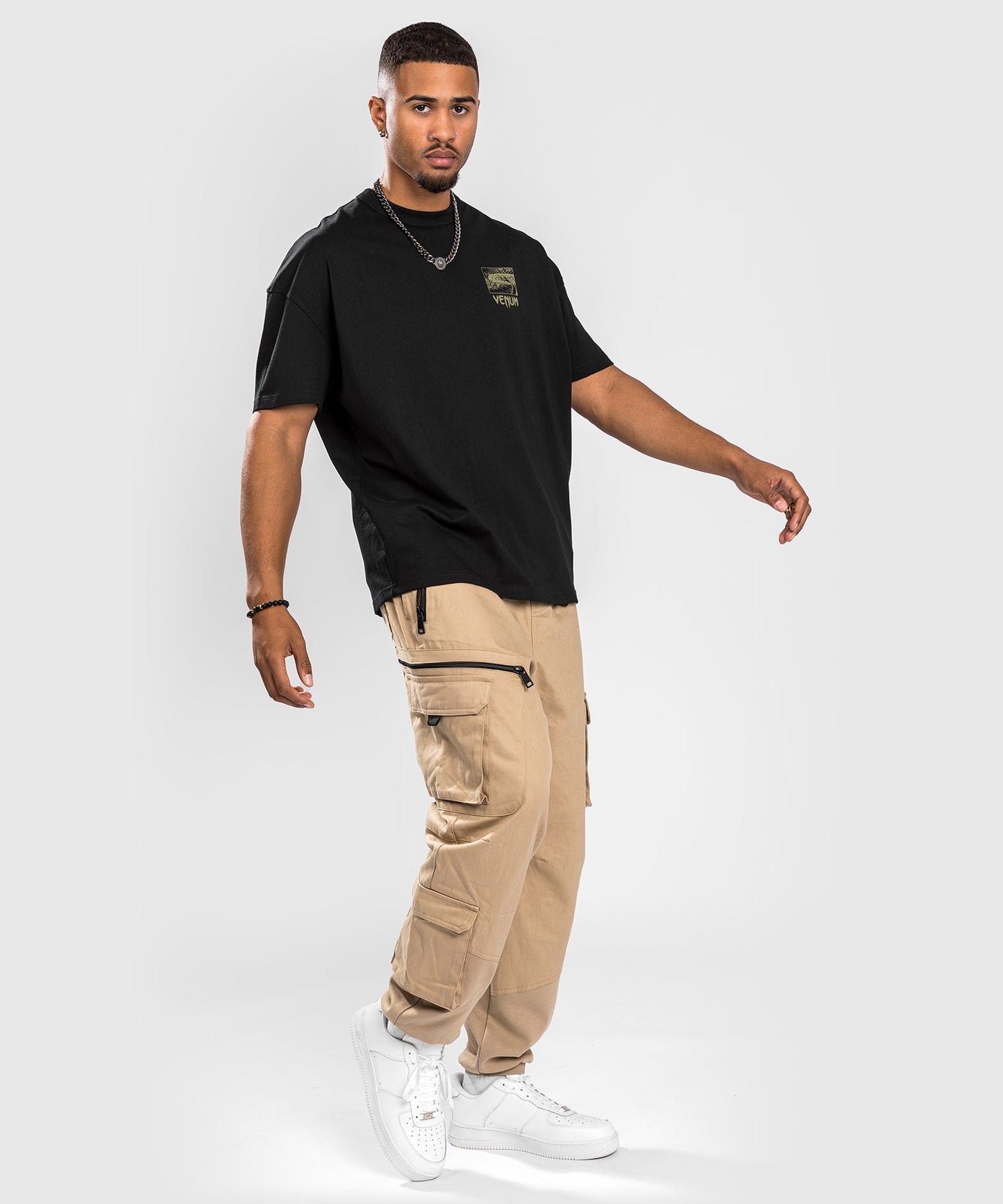 Venum Fangs T-shirt - Oversized pasvorm - Zwart