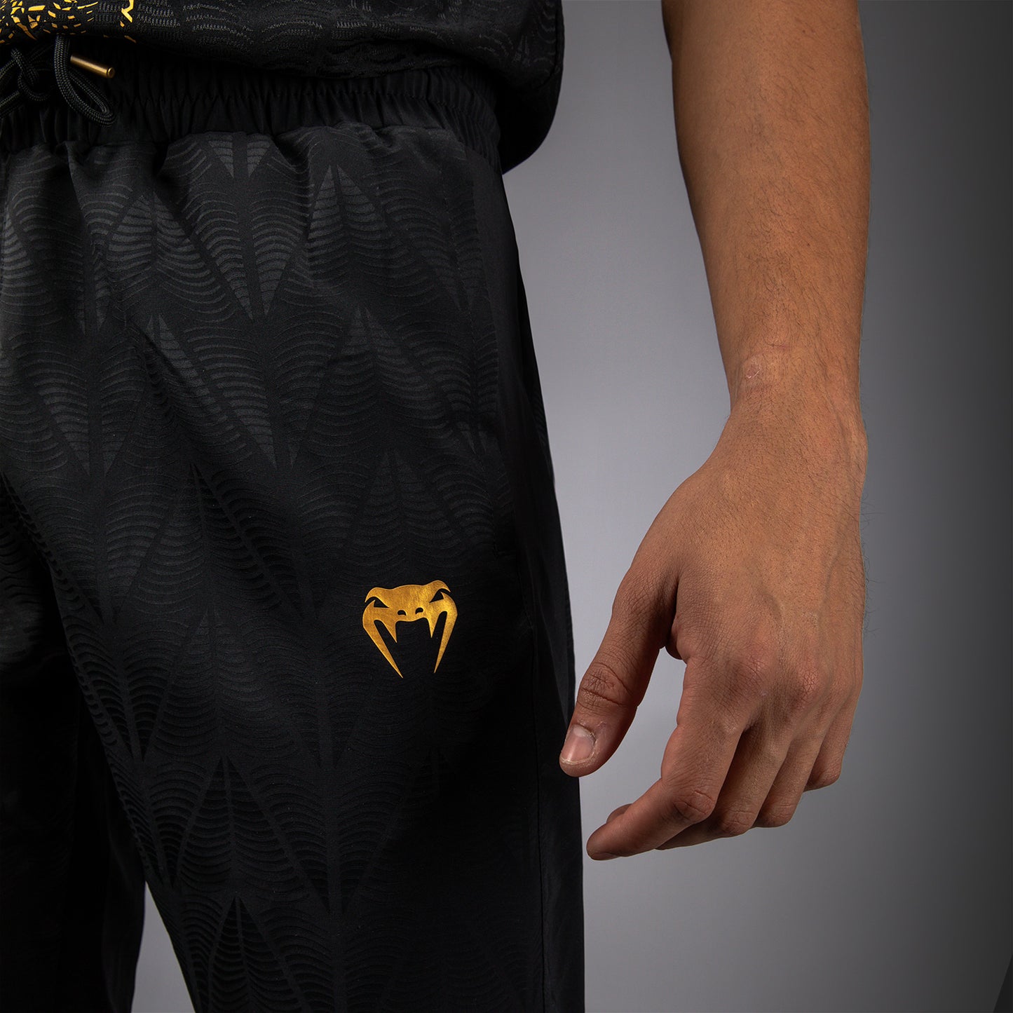 UFC Zenith by Venum Authentic Fight Night Walkout Broek Heren - Champion