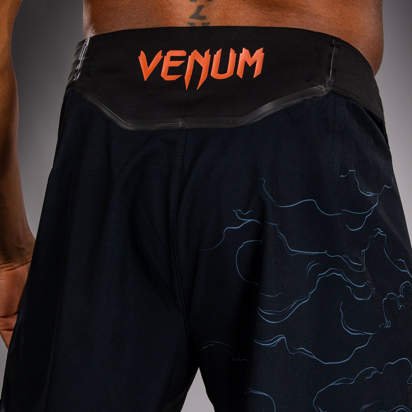Venum Thunder Dragon Fightshorts – Zwart/Grijs/Koper