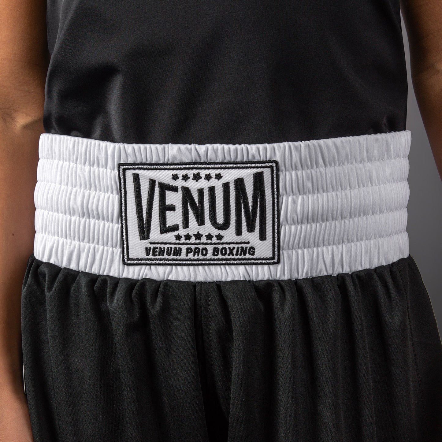 Venum Classic Boksshort Voor Kinderen – Zwart/Wit