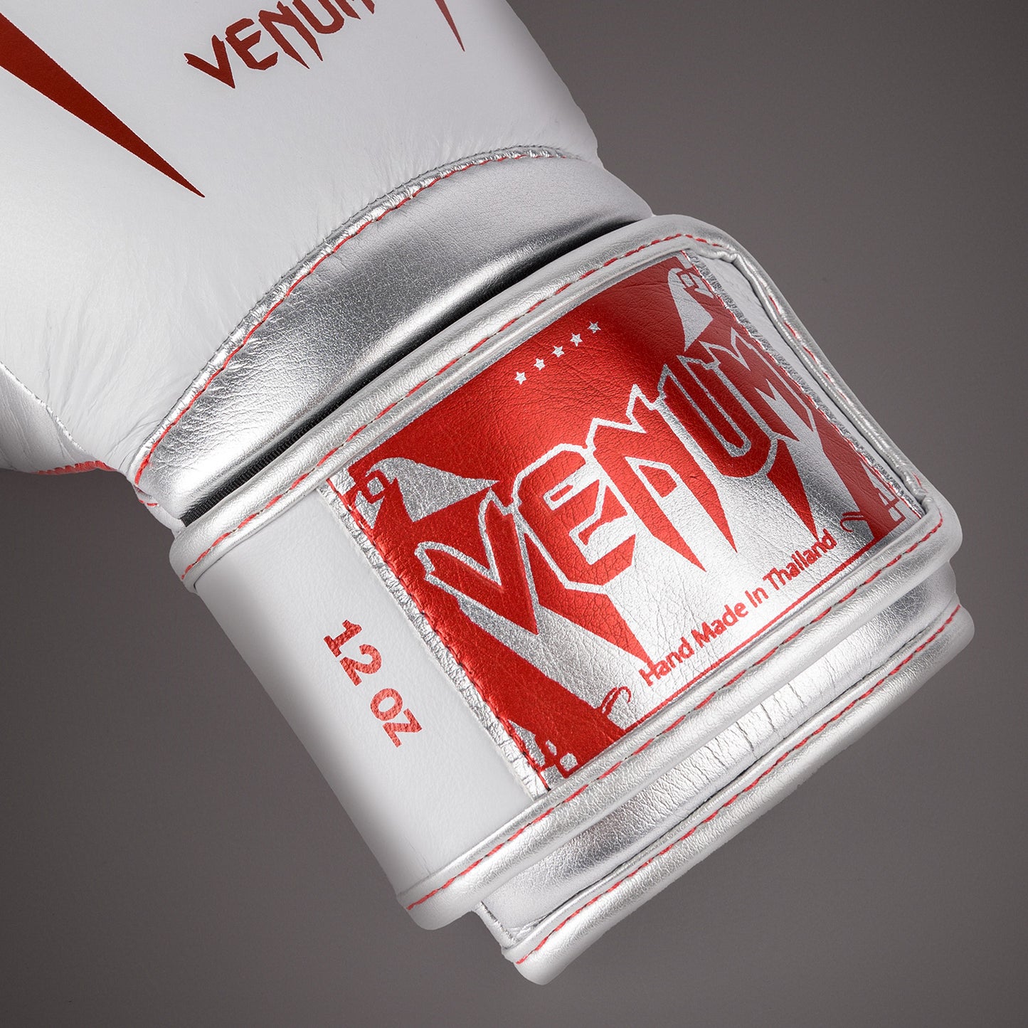 Venum Giant 3.0 Bokshandschoenen - Rood/Zilver - Speciale Editie