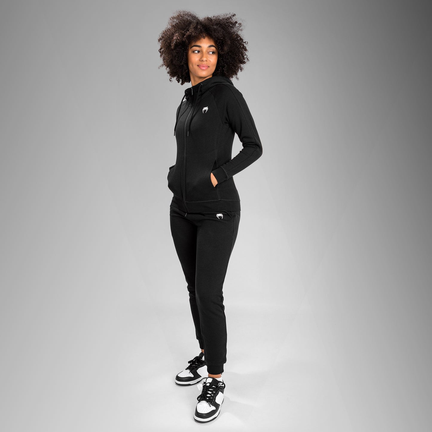 Venum Essential Hoodie - Zwart