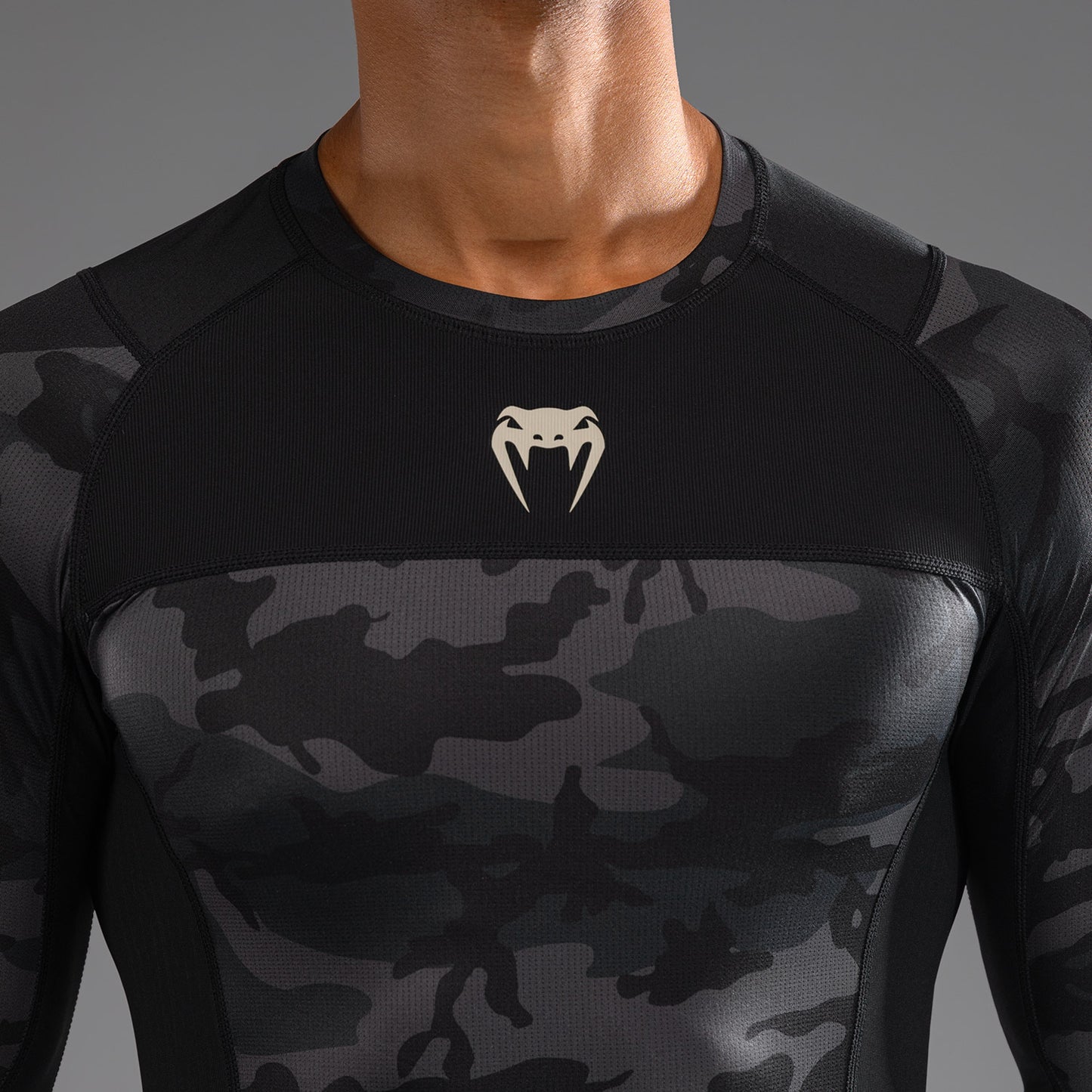 Venum G-Fit Air Lange Mouw Rashguard Heren - Urbaan Camo
