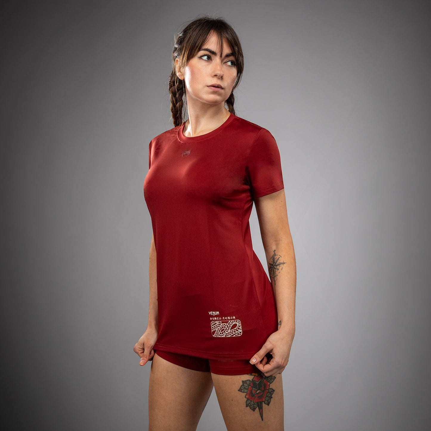 Venum Serpenti Women’s Dry-Tech T-shirt – Bourgondië/Ivoor