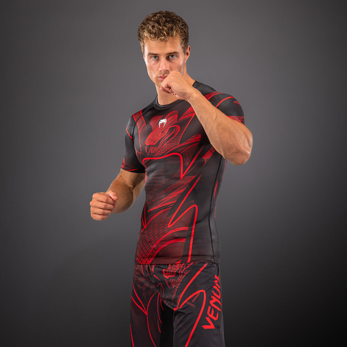 Venum Crimson Viper 2.0 Rashguard met korte mouwen - Zwart/Rood
