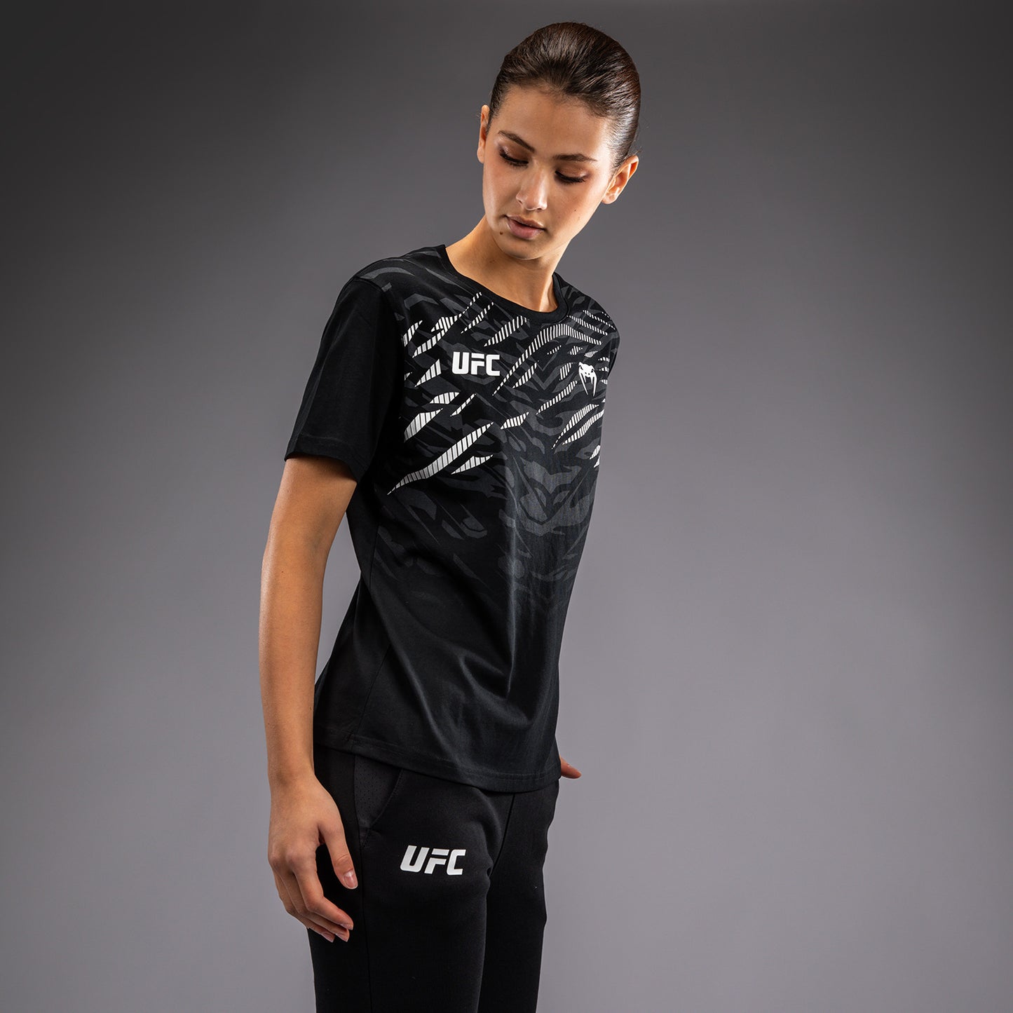 UFC Fusion by Venum Replica Korte Mouwen T-shirt voor Dames - Zwart