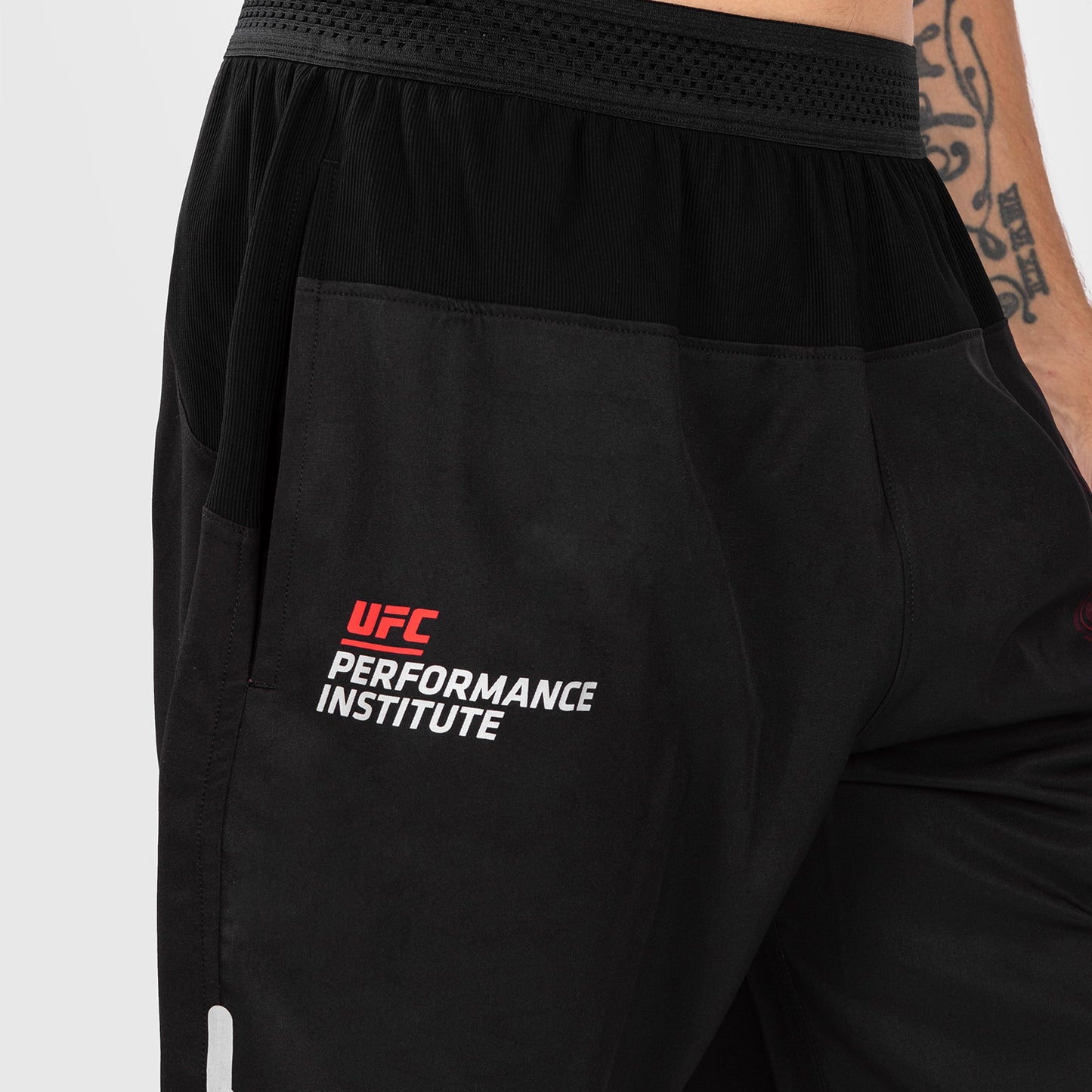 UFC Venum Performance Institute 2.0 Korte broek voor heren - Zwart/Rood