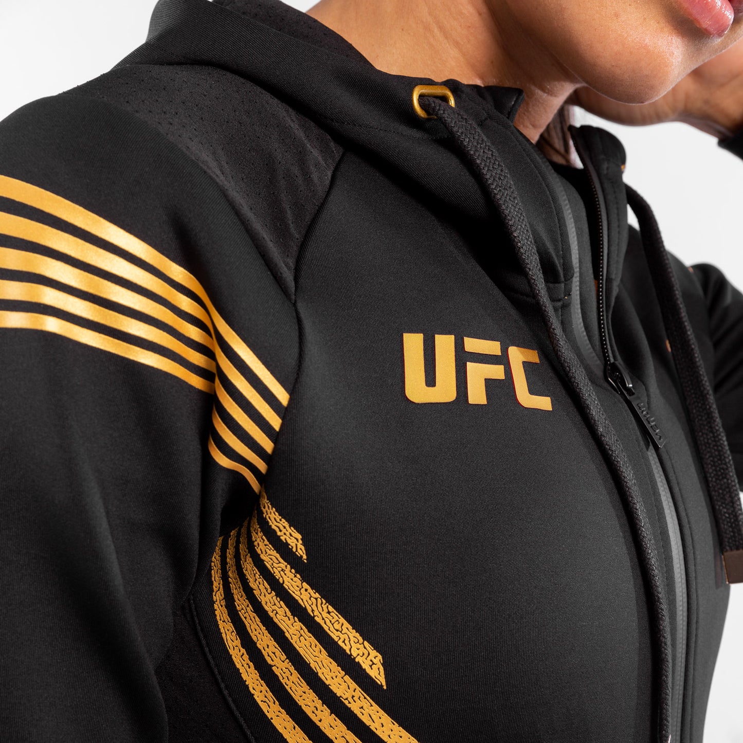 UFC Venum Gepersonaliseerd Authentic Fight Night Walkout Hoodie voor dames - Champion