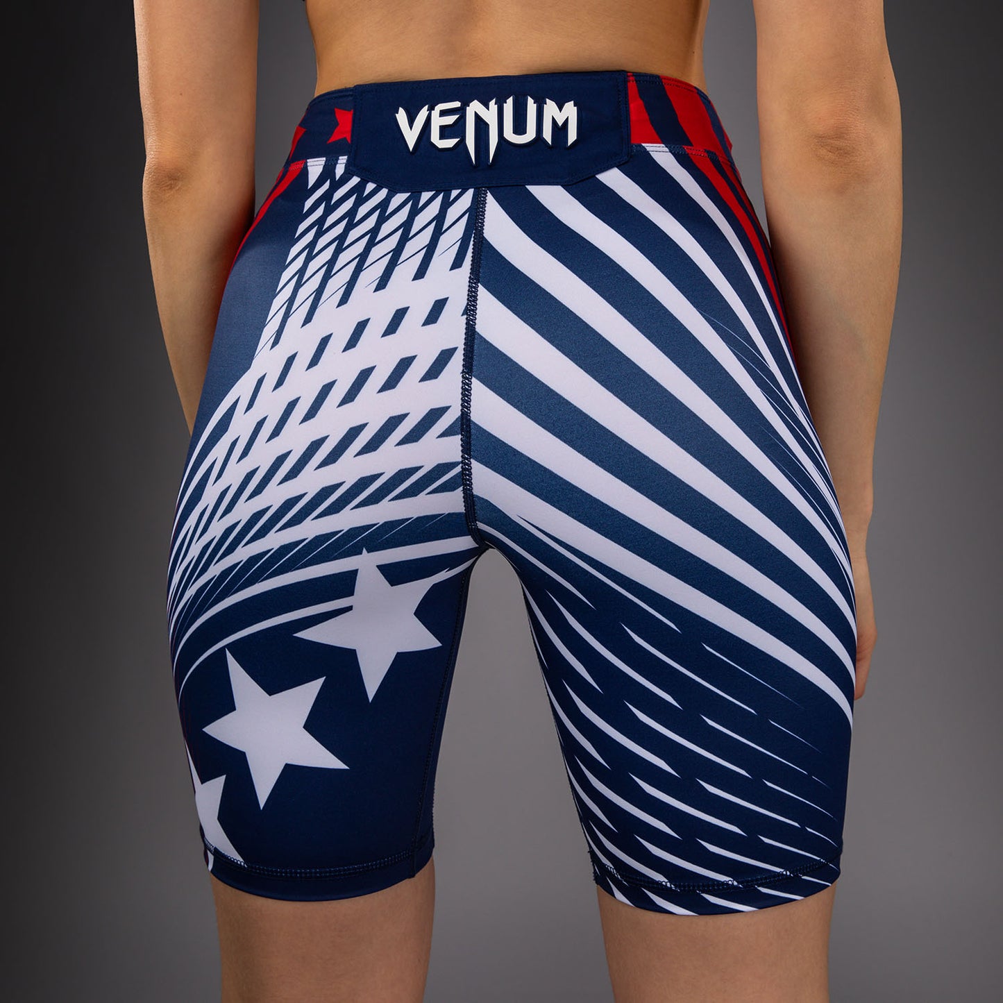Official UFC Freedom 250 by Venum Authentic Vale Tudo Shorts Long Fit voor dames - Blauw