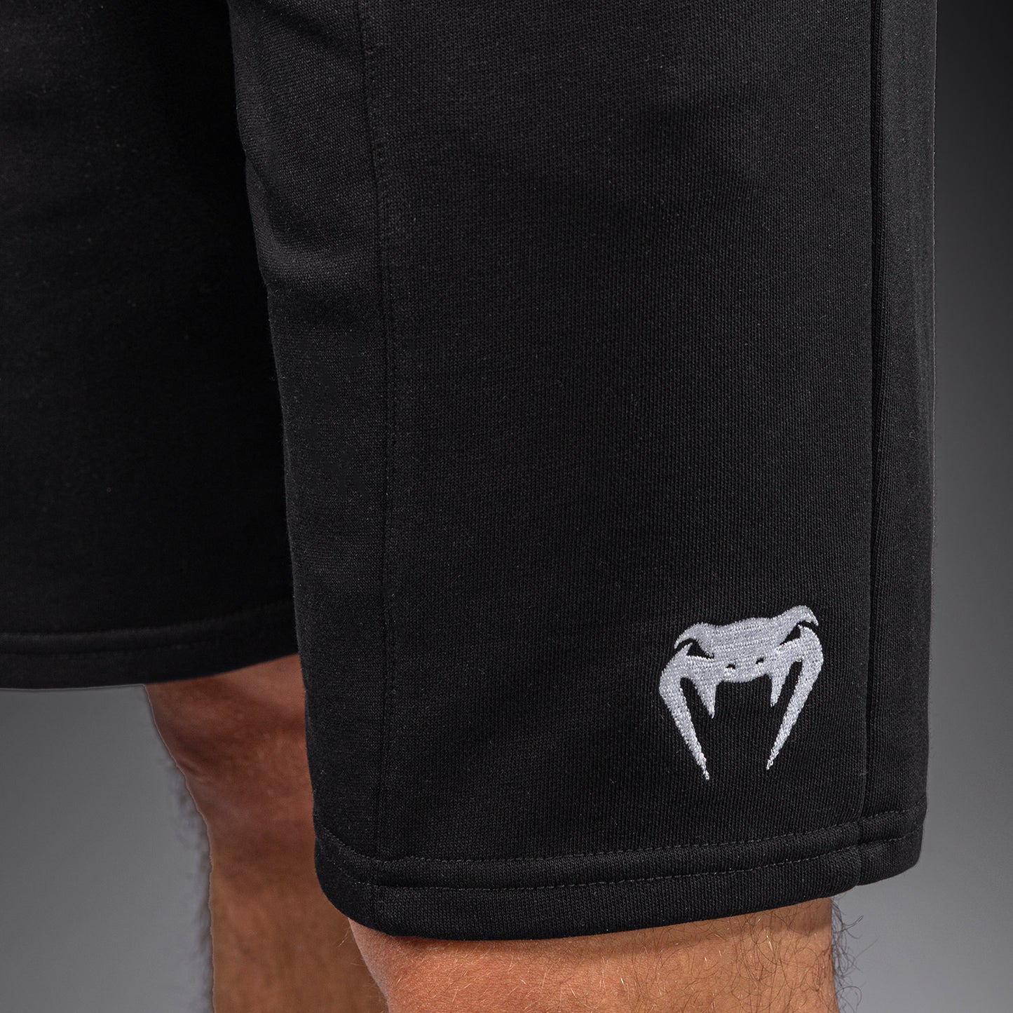 Venum Classic Fleece Katoenen short – Zwart