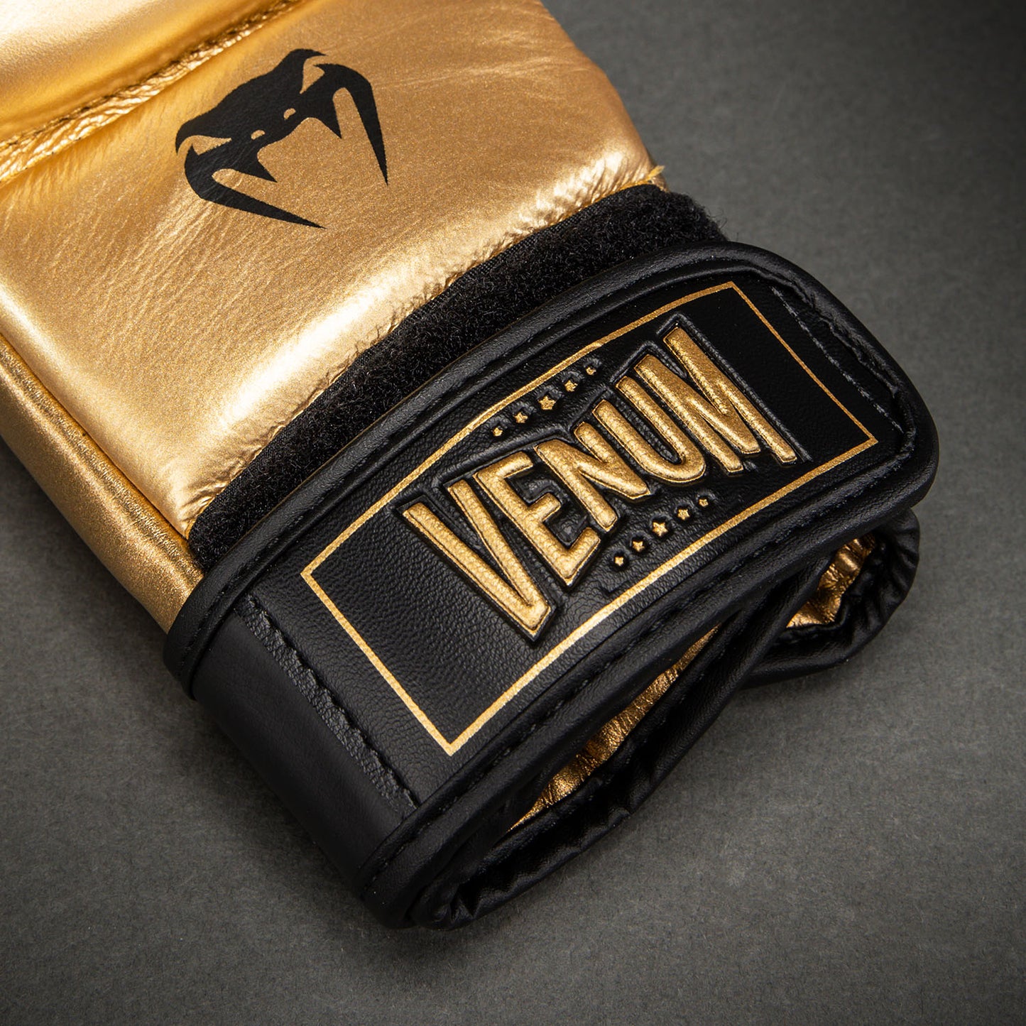 Venum Attack 2.0 Leren Sparring Handschoenen – Goud/Zwart