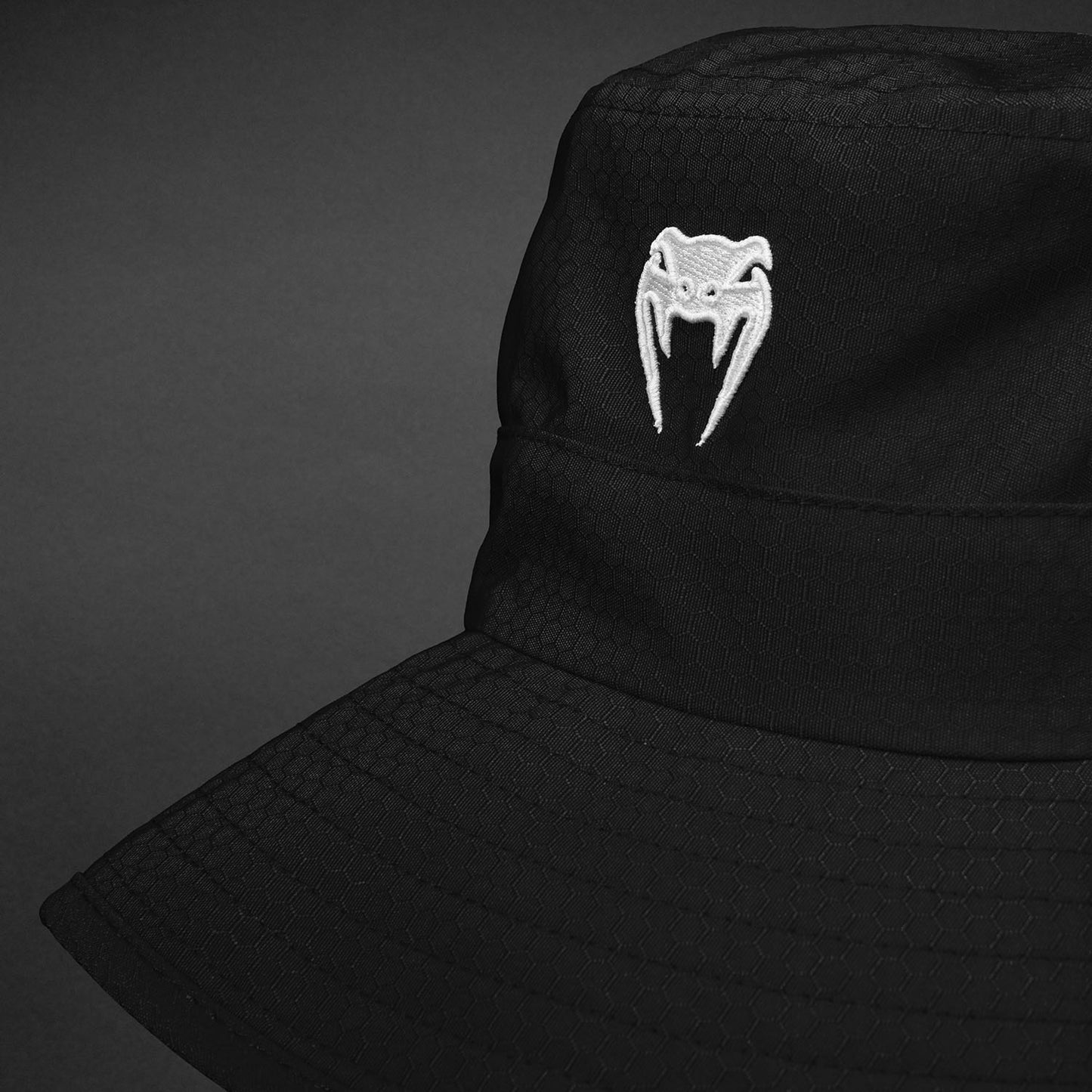 Venum Lineup Pet – Zwart/Wit