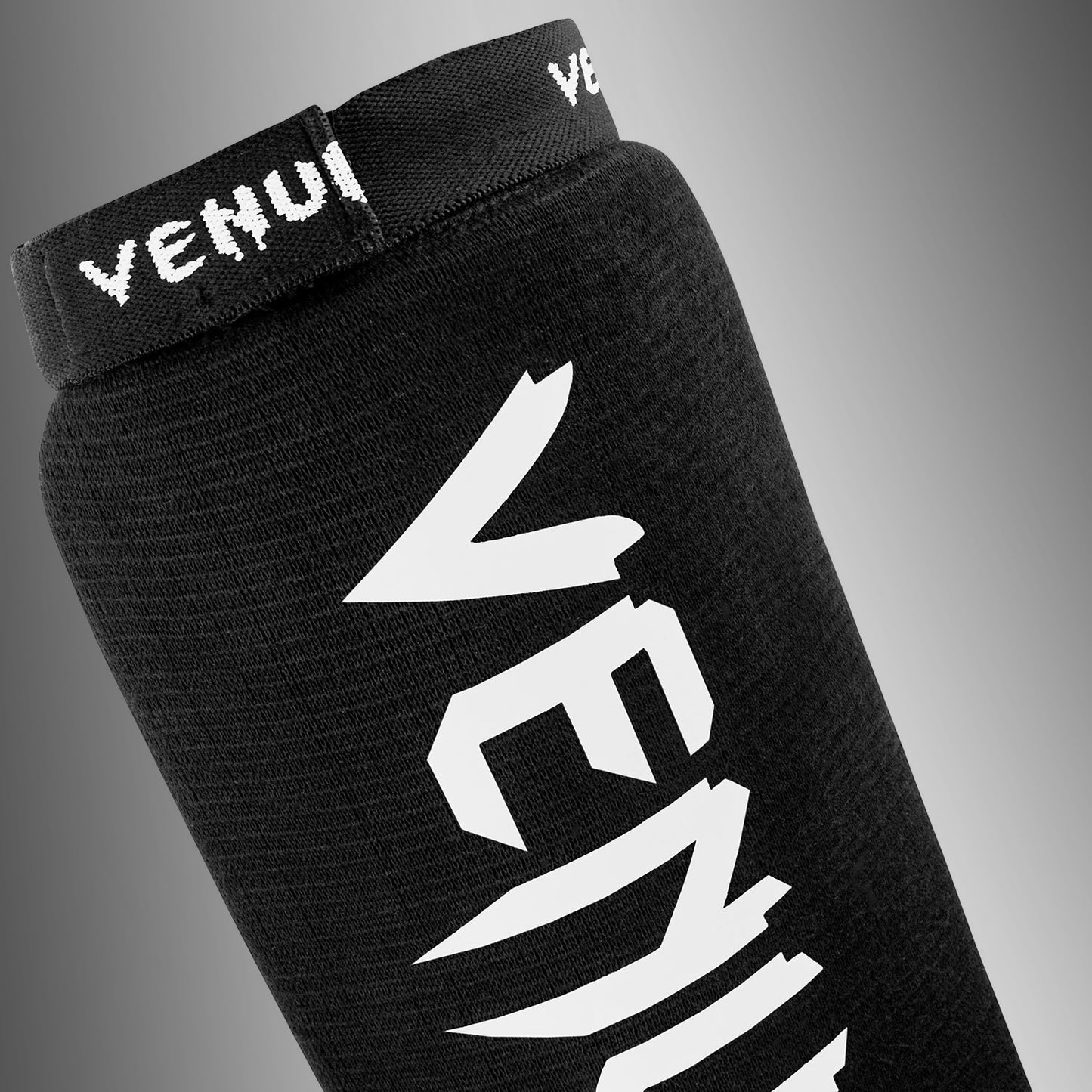Venum Kontact Scheenbeschermers Zonder Voet - Zwart
