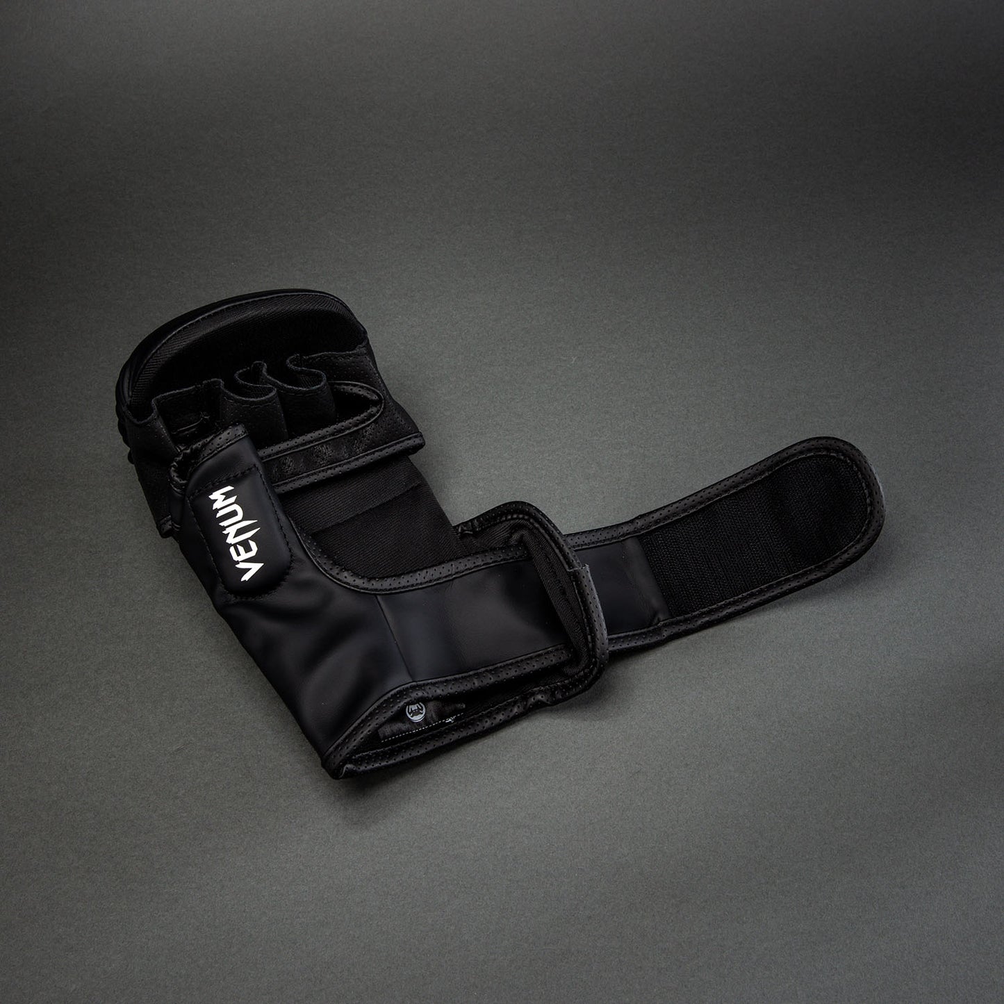 Venum x TEKKEN 8 Sparring Handschoenen - King - Zwart/Geel