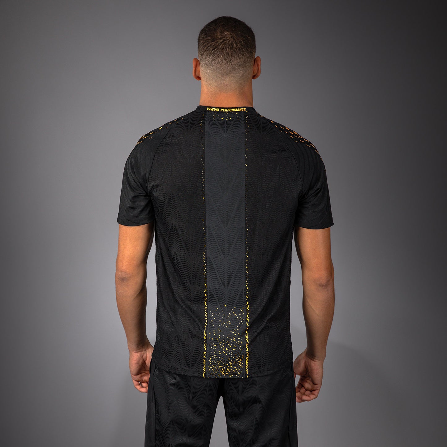 UFC Zenith by Venum Authentic Fight Night Officieel Walkout-shirt Heren Personalized - Champion