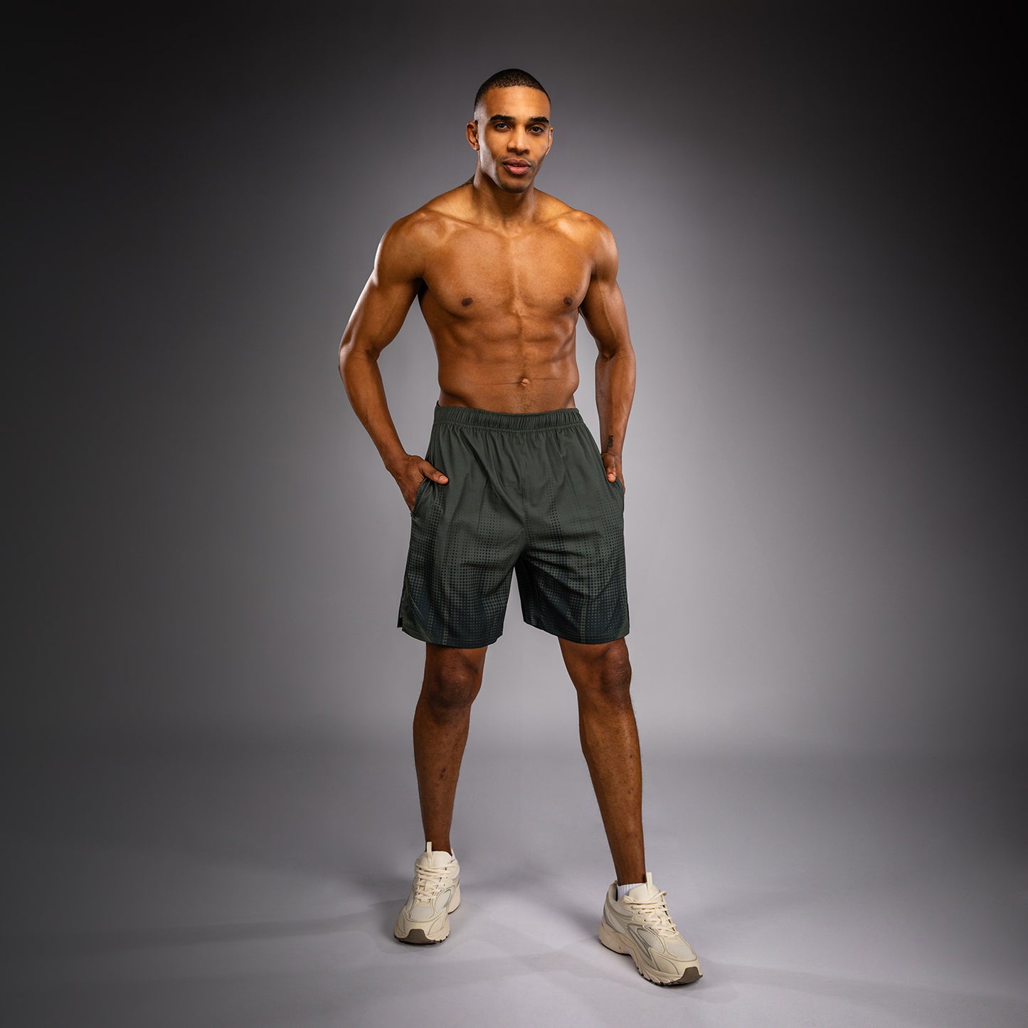 Venum Stealth Trainingshorts – Kaki/Donkergroen