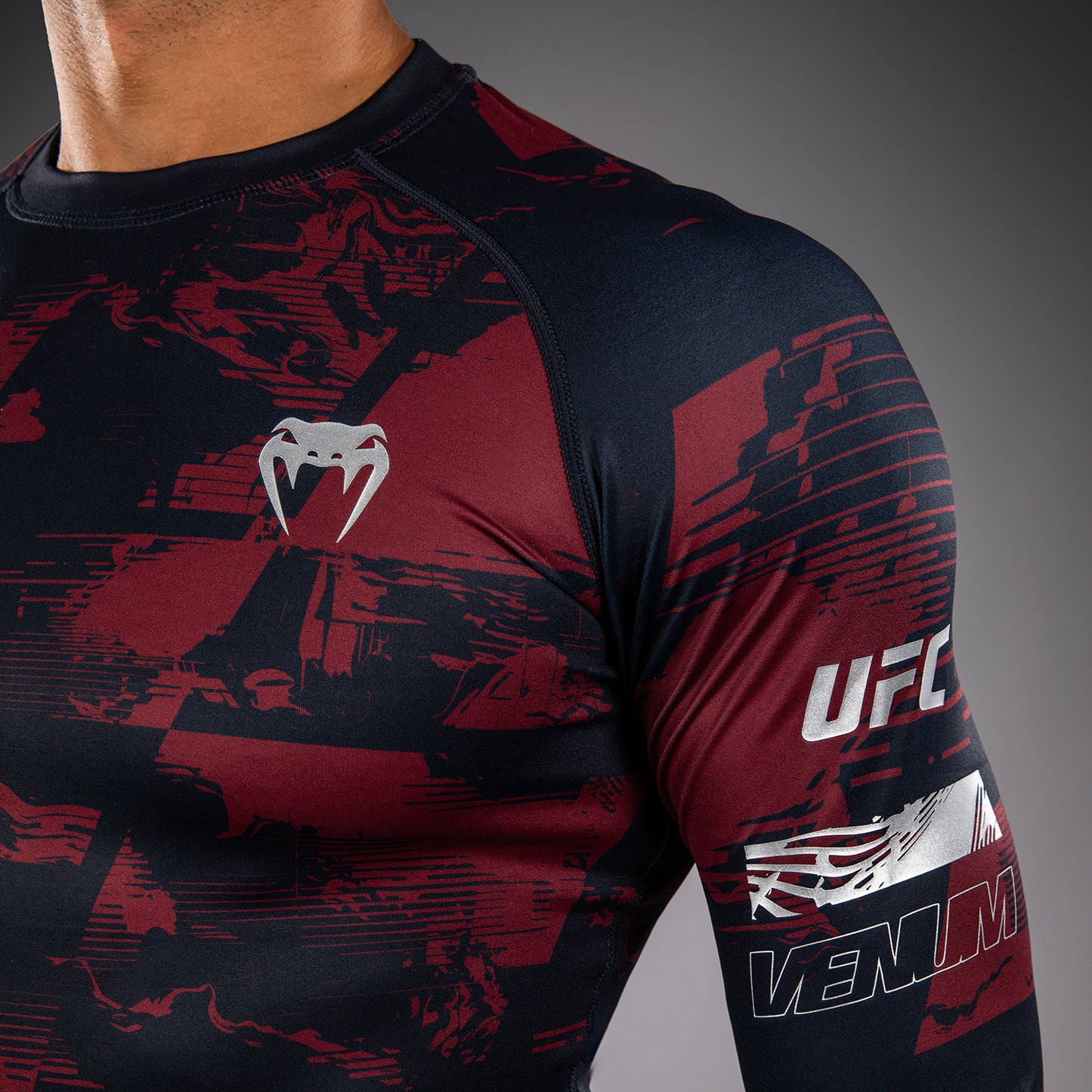 UFC Zenith by Venum Authentic Fight Week Performance Longsleeve Rashguard Heren - Marineblauw/Bordeauxrood/Zilver