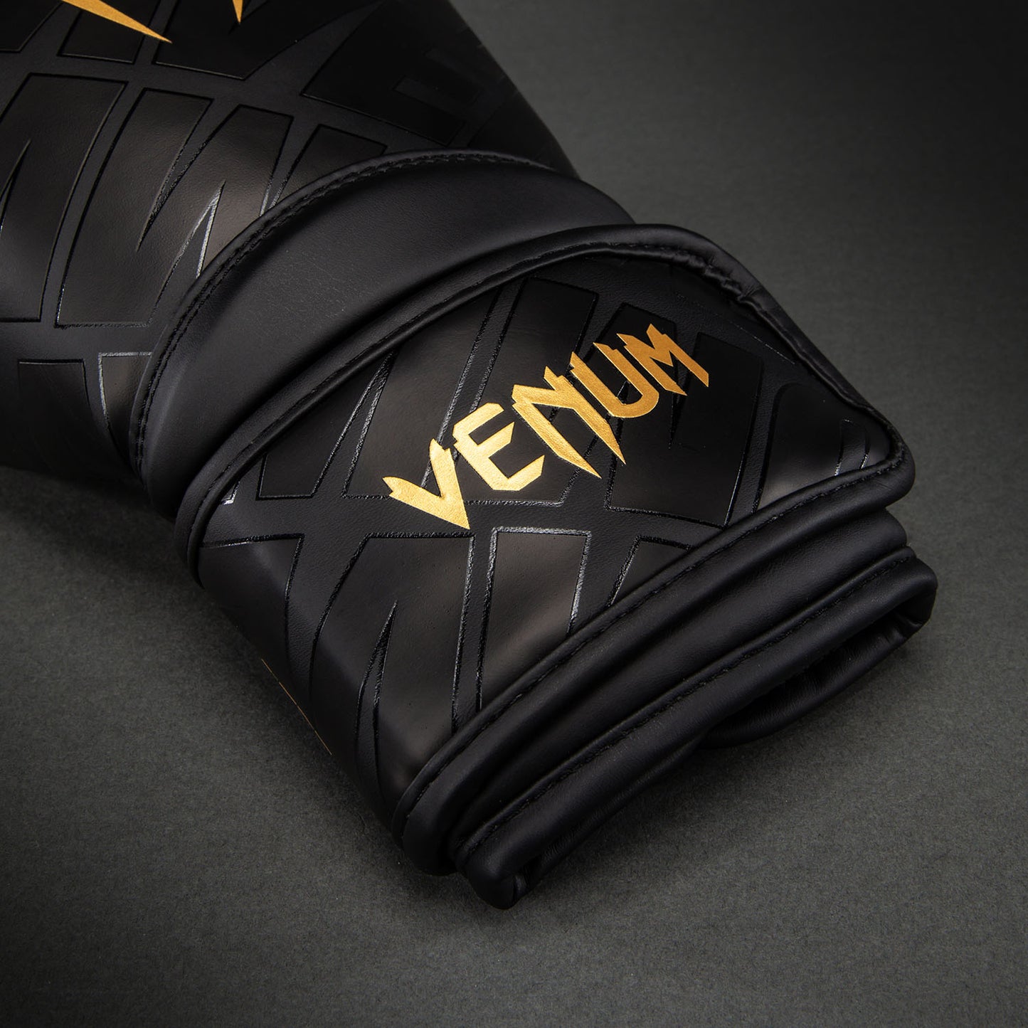Venum Contender 1.5 XT 3D Bokshandschoenen – Zwart/Goud