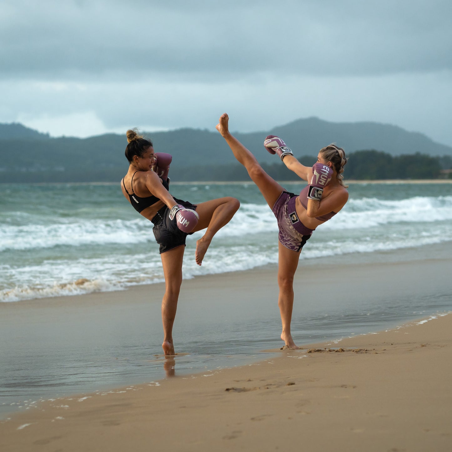 Venum x Kaz Muay Thai Short – Donkerorchidee