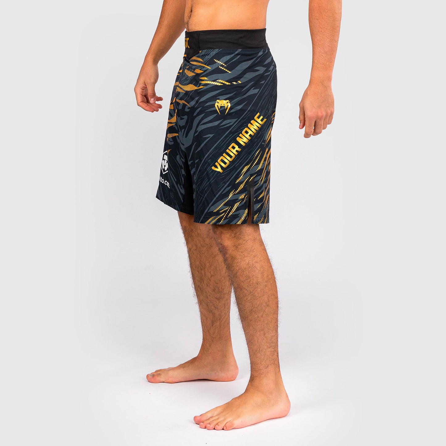UFC Fusion by Venum Personalized Authentic Fight Night Fight Shorts voor Heren - Lang Fit - Kampioen