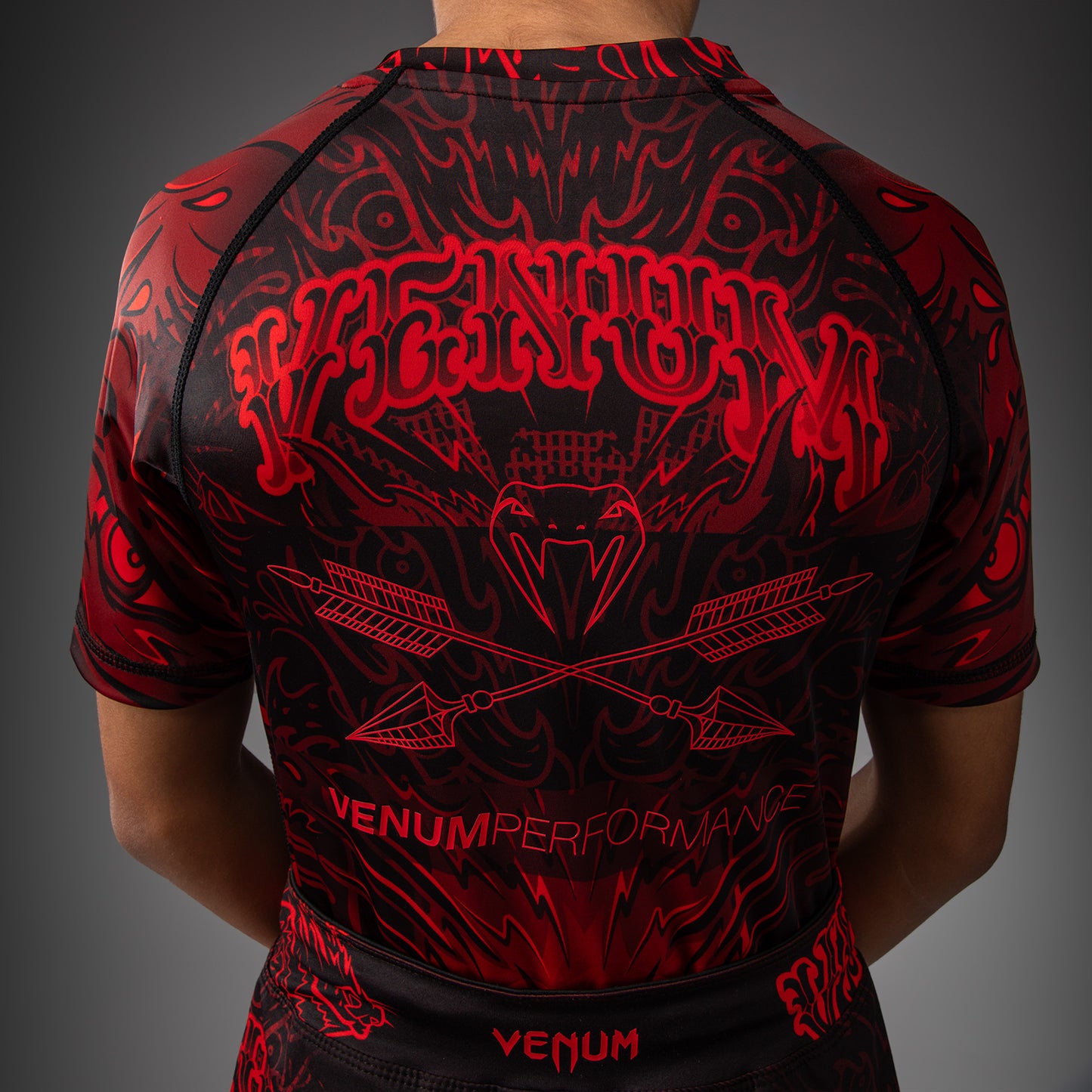 Venum Wolf Atak Kids Rashguard met korte mouwen – Zwart/Rood