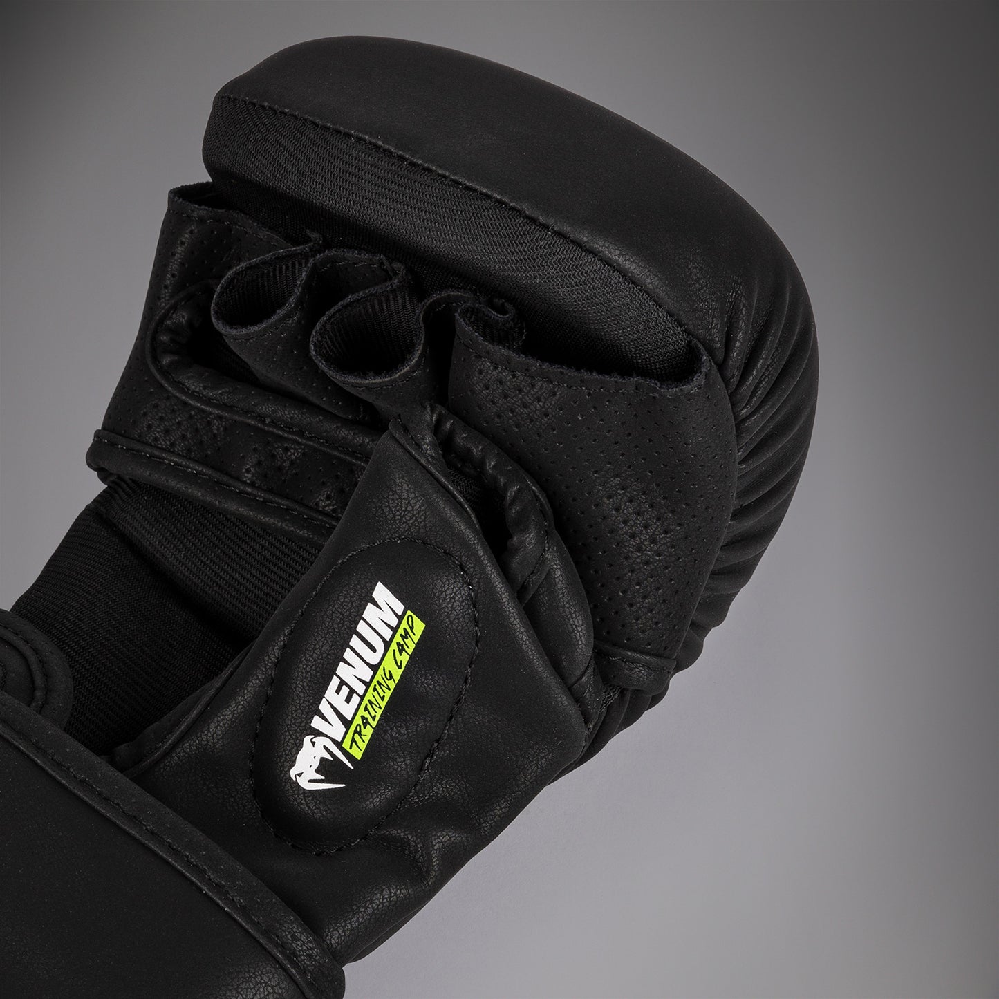 Venum Training Camp 4.0 MMA Sparring Handschoenen - Zwart/Neon Groen