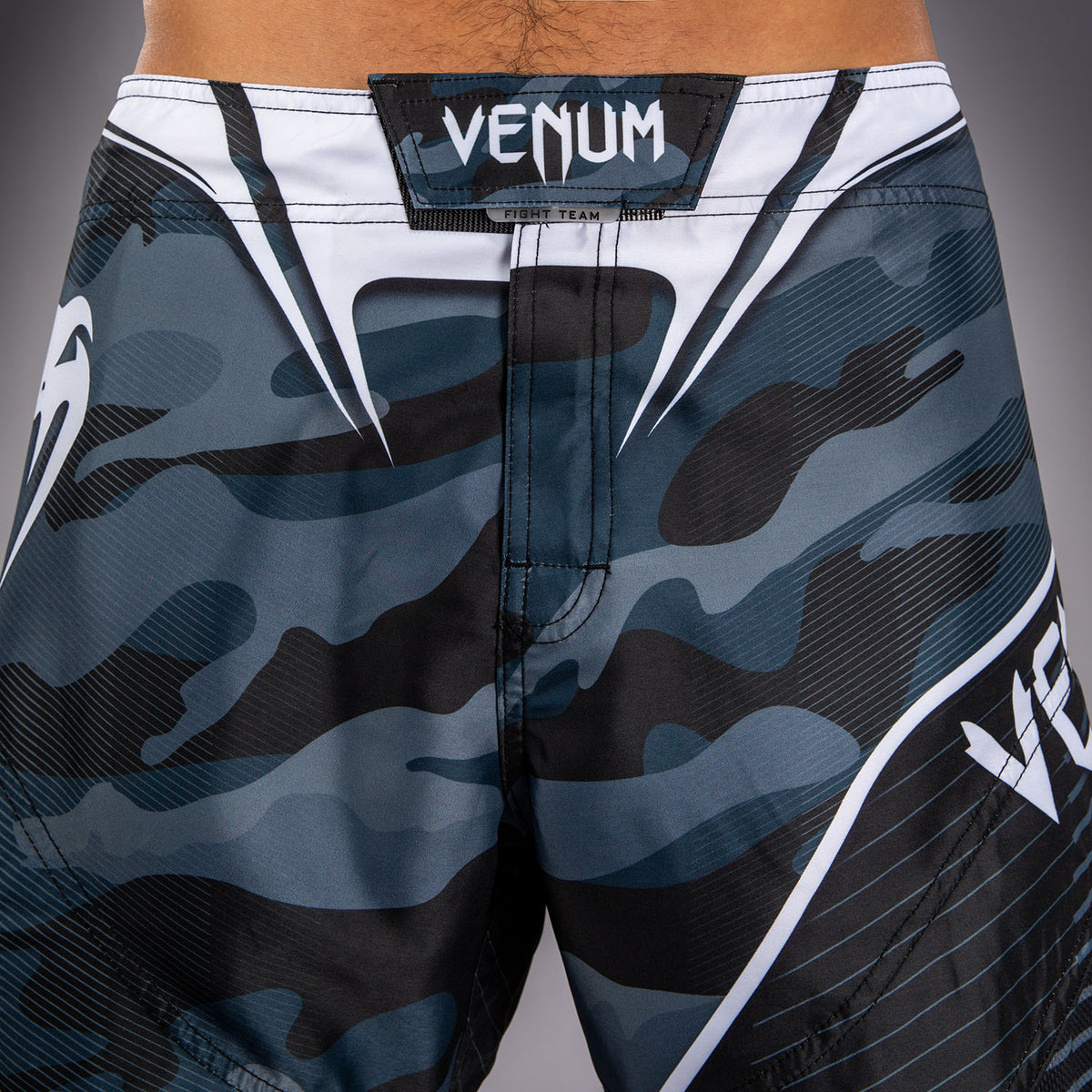 Venum Camo Hero Fightshorts - Donker Marineblauw/Blauw