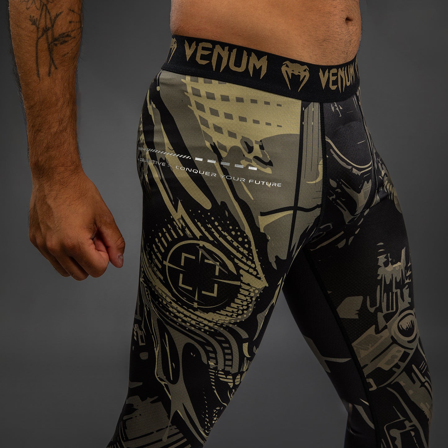 Venum Invader Spats - Zwart/Zand