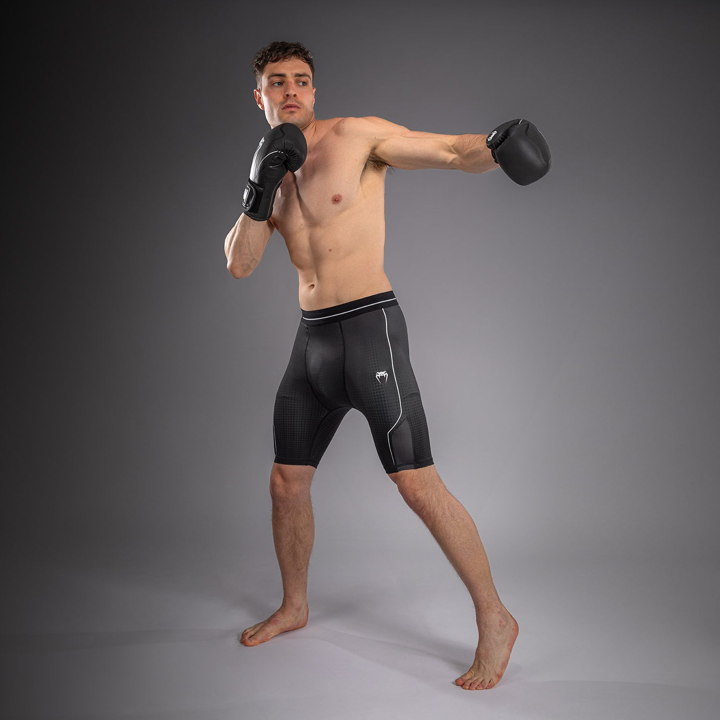 Venum Stealth Vale Tudo Compressieshort – Zwart/Wit